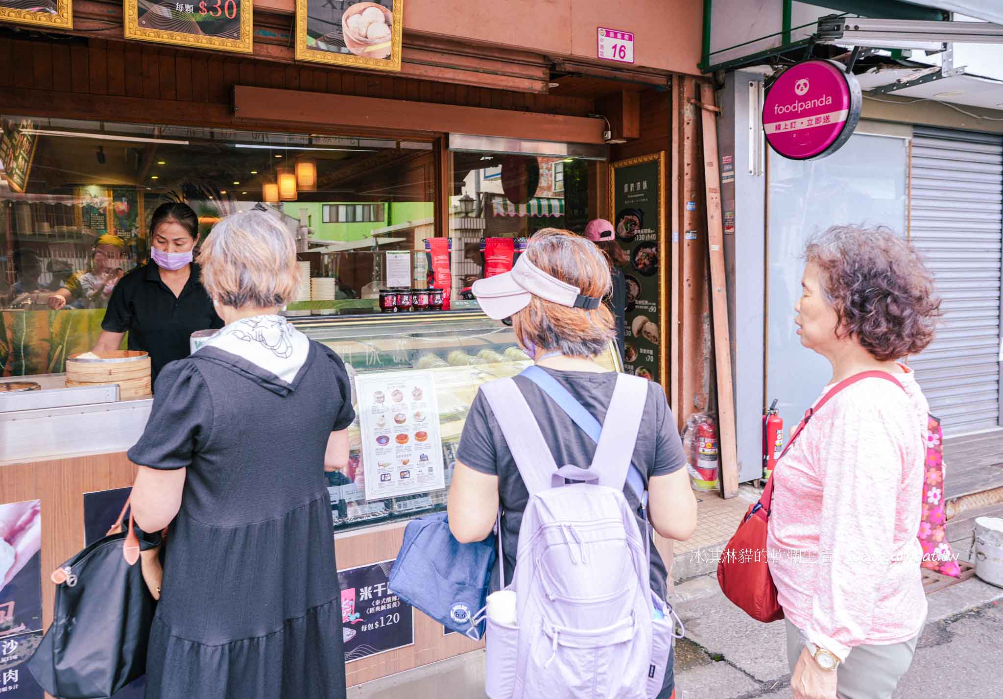 版納傣味【桃園中壢美食】忠貞市場雲南米干推薦,在地人都愛的雲南小吃 @冰淇淋貓的軟爛生活 版納傣味【桃園中壢美食】忠貞市場雲南米干推薦,在地人都愛的雲南小吃 @冰淇淋貓的軟爛生活