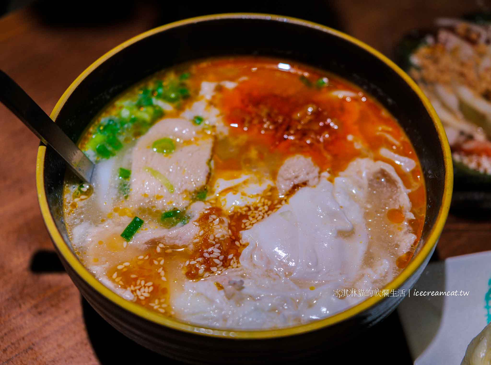 【迪化街美食】老竹子三發包子｜永樂市場必買千層饅頭及竹筍肉包，台北好吃包子 @冰淇淋貓的軟爛生活