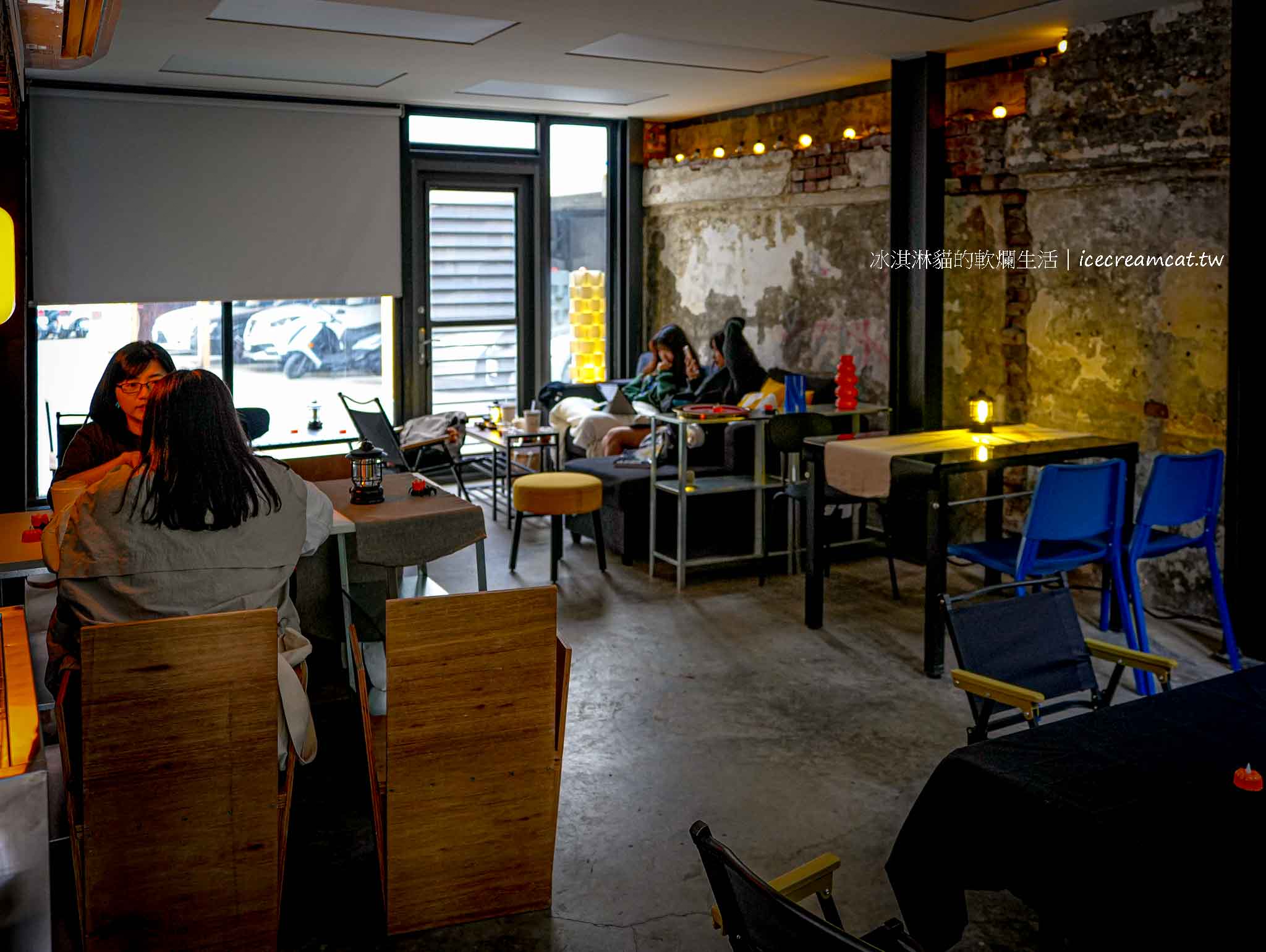 【桃園美食】Focus on Flavor 2 巨大黑手咖啡廳在中壢中原夜市旁，必點美式咖啡55元 @冰淇淋貓的軟爛生活