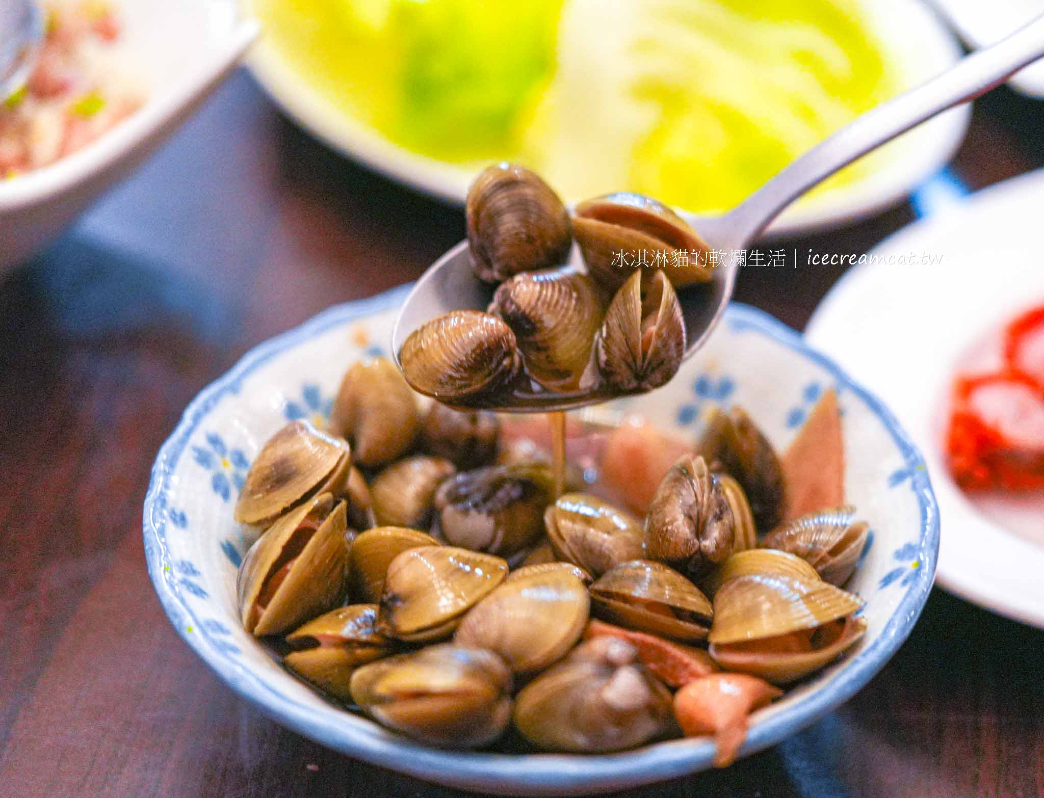 【芝山美食】廣澤擔仔麵菜單必點滷肉飯和紅燒肉,士林人氣熱炒小吃 @冰淇淋貓的軟爛生活 【芝山美食】廣澤擔仔麵菜單必點滷肉飯和紅燒肉,士林人氣熱炒小吃 @冰淇淋貓的軟爛生活