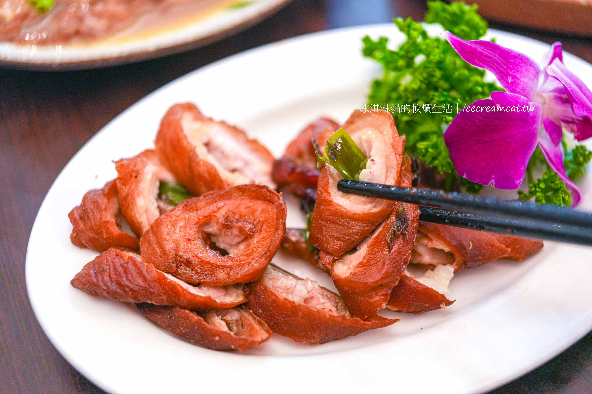 【芝山美食】廣澤擔仔麵菜單必點滷肉飯和紅燒肉,士林人氣熱炒小吃 @冰淇淋貓的軟爛生活 【芝山美食】廣澤擔仔麵菜單必點滷肉飯和紅燒肉,士林人氣熱炒小吃 @冰淇淋貓的軟爛生活