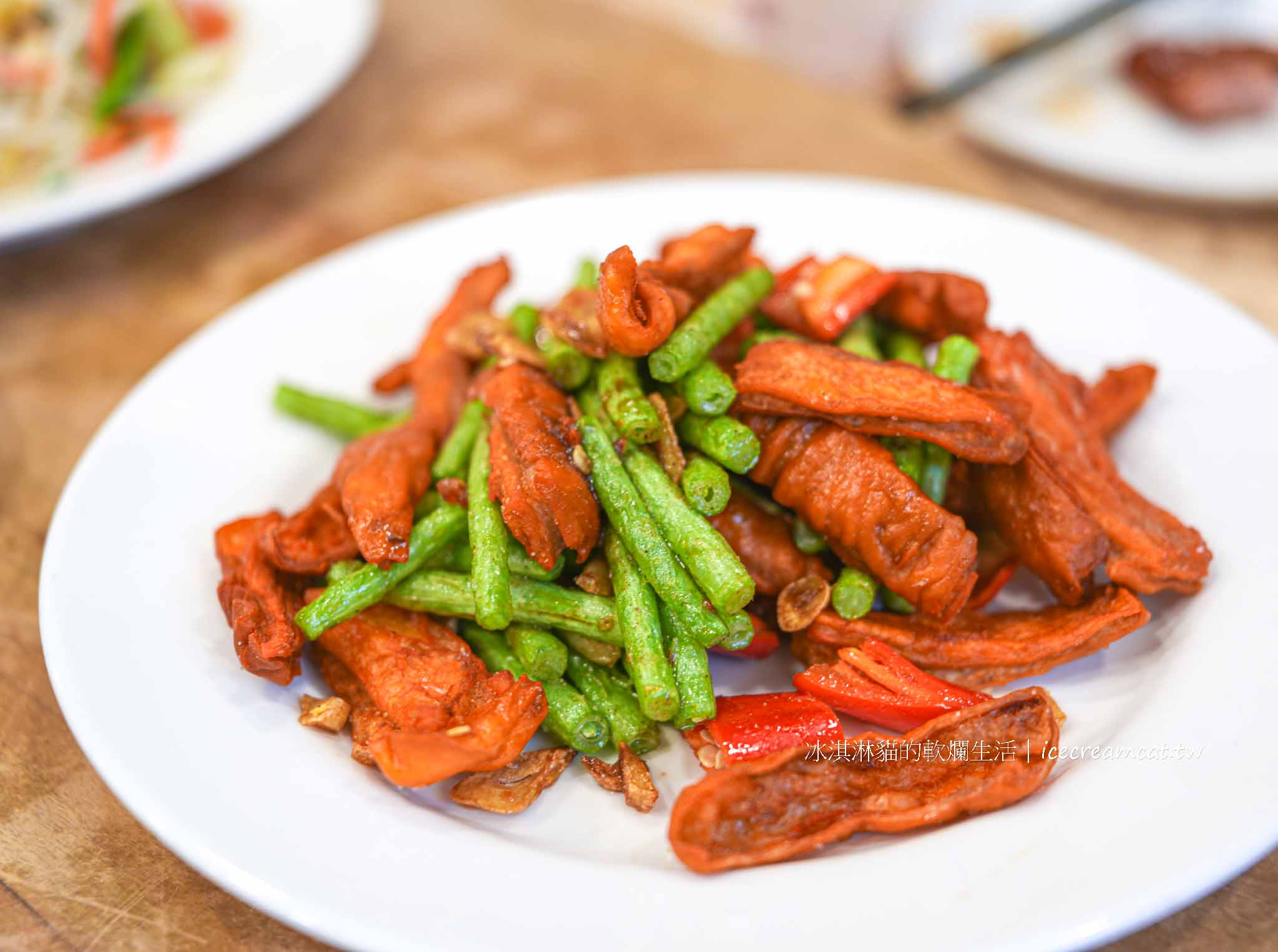 【松山美食】真福記脆皮烤鴨桌菜推薦，菜單必點一鴨三吃，捷運小巨蛋聚餐首選 @冰淇淋貓的軟爛生活