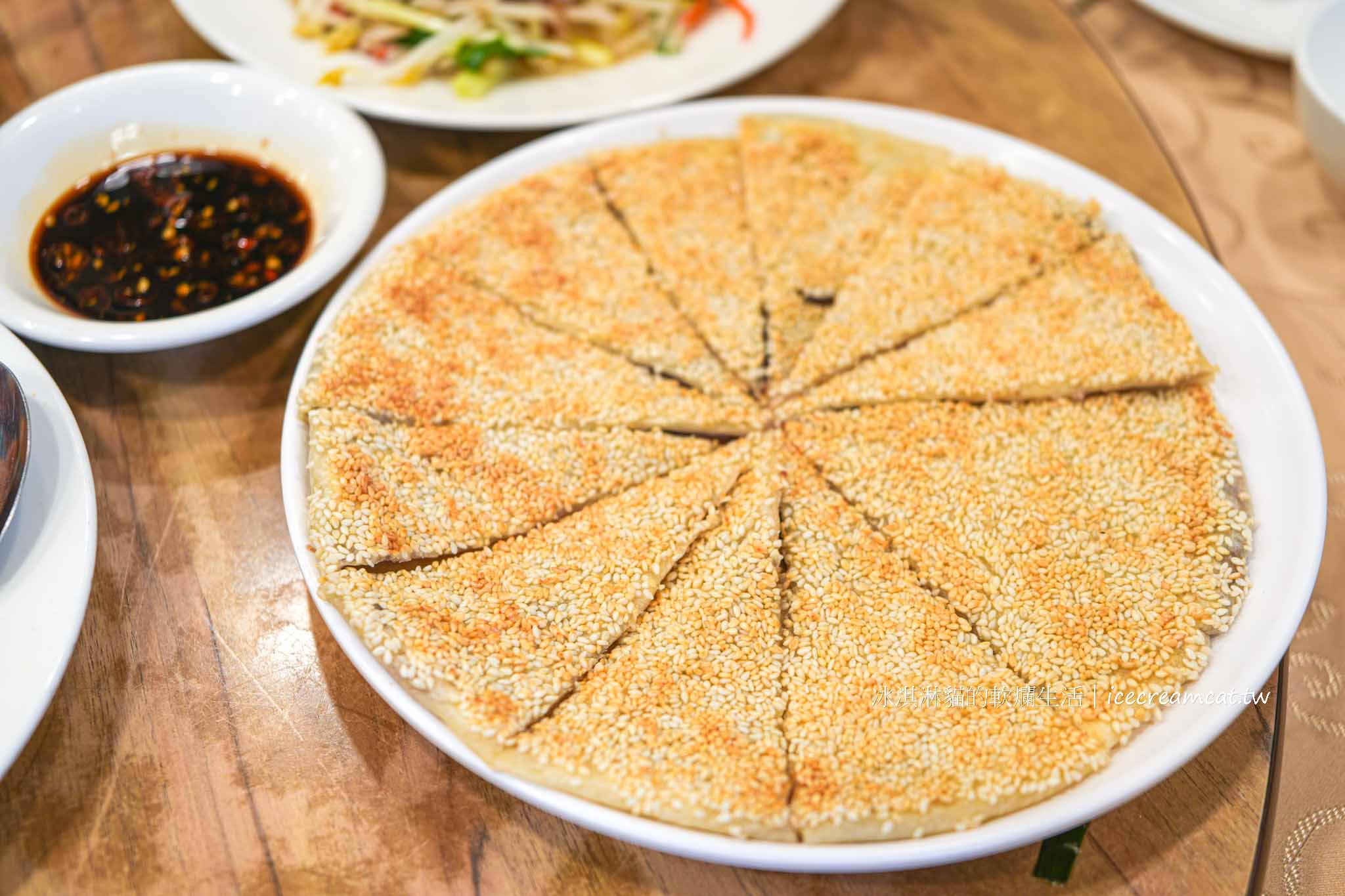 【松山美食】真福記脆皮烤鴨桌菜推薦，菜單必點一鴨三吃，捷運小巨蛋聚餐首選 @冰淇淋貓的軟爛生活