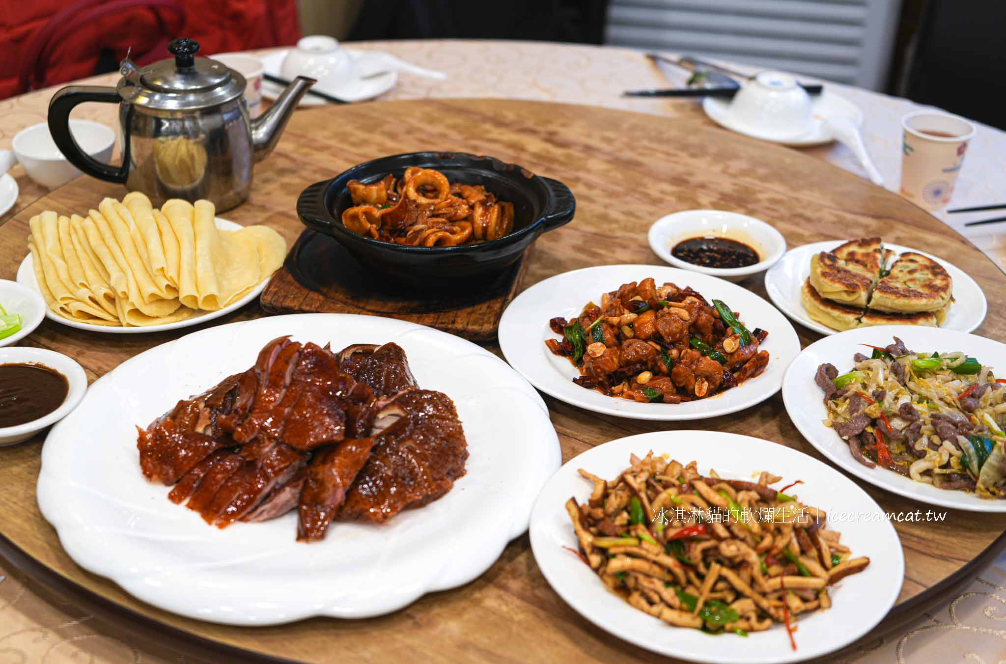 【松山美食】真福記脆皮烤鴨桌菜推薦，菜單必點一鴨三吃，捷運小巨蛋聚餐首選 @冰淇淋貓的軟爛生活