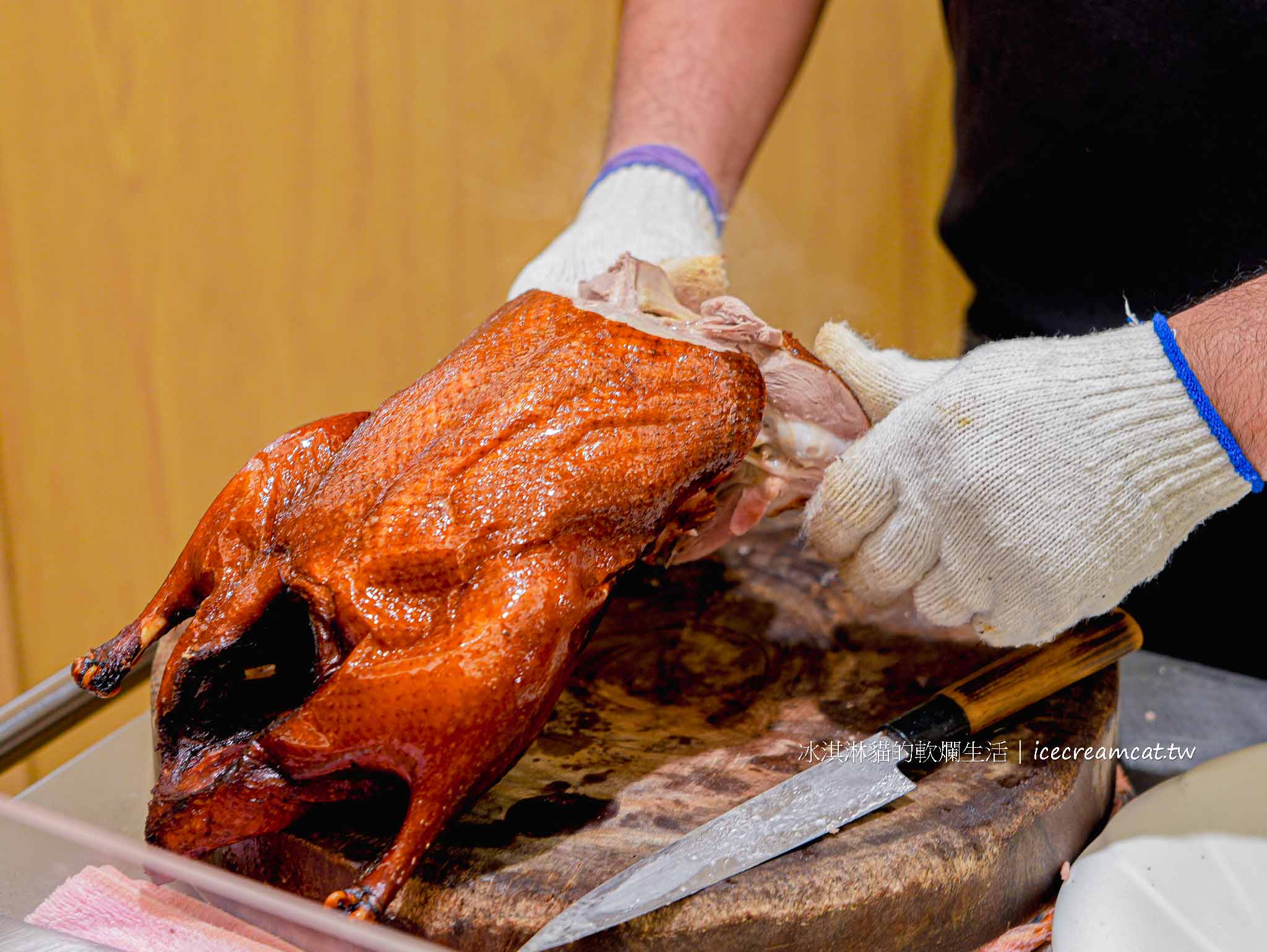 【松山美食】真福記脆皮烤鴨桌菜推薦，菜單必點一鴨三吃，捷運小巨蛋聚餐首選 @冰淇淋貓的軟爛生活