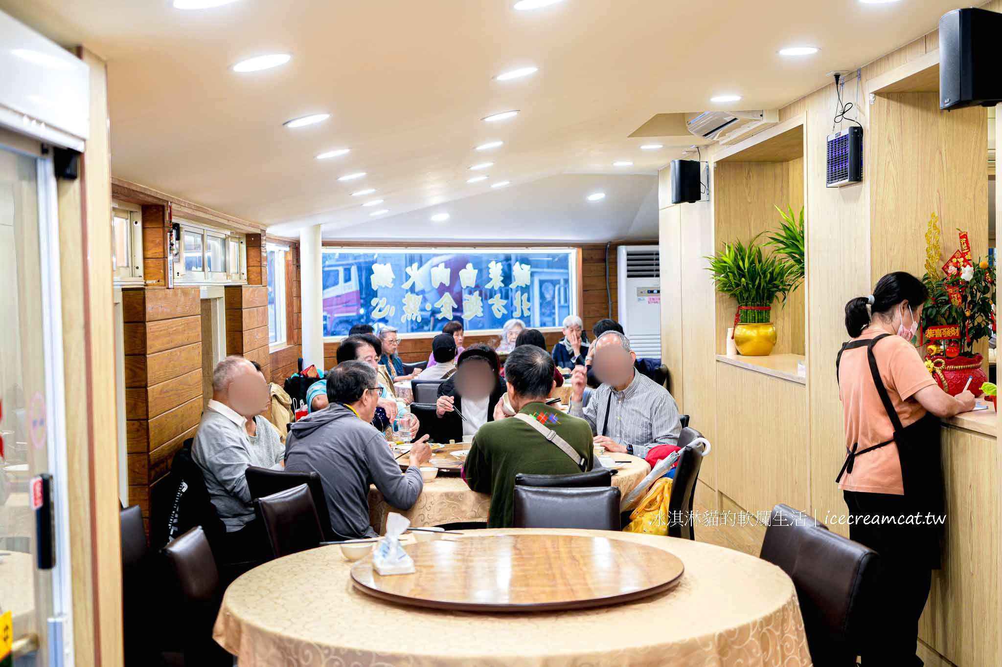 【松山美食】真福記脆皮烤鴨桌菜推薦，菜單必點一鴨三吃，捷運小巨蛋聚餐首選 @冰淇淋貓的軟爛生活