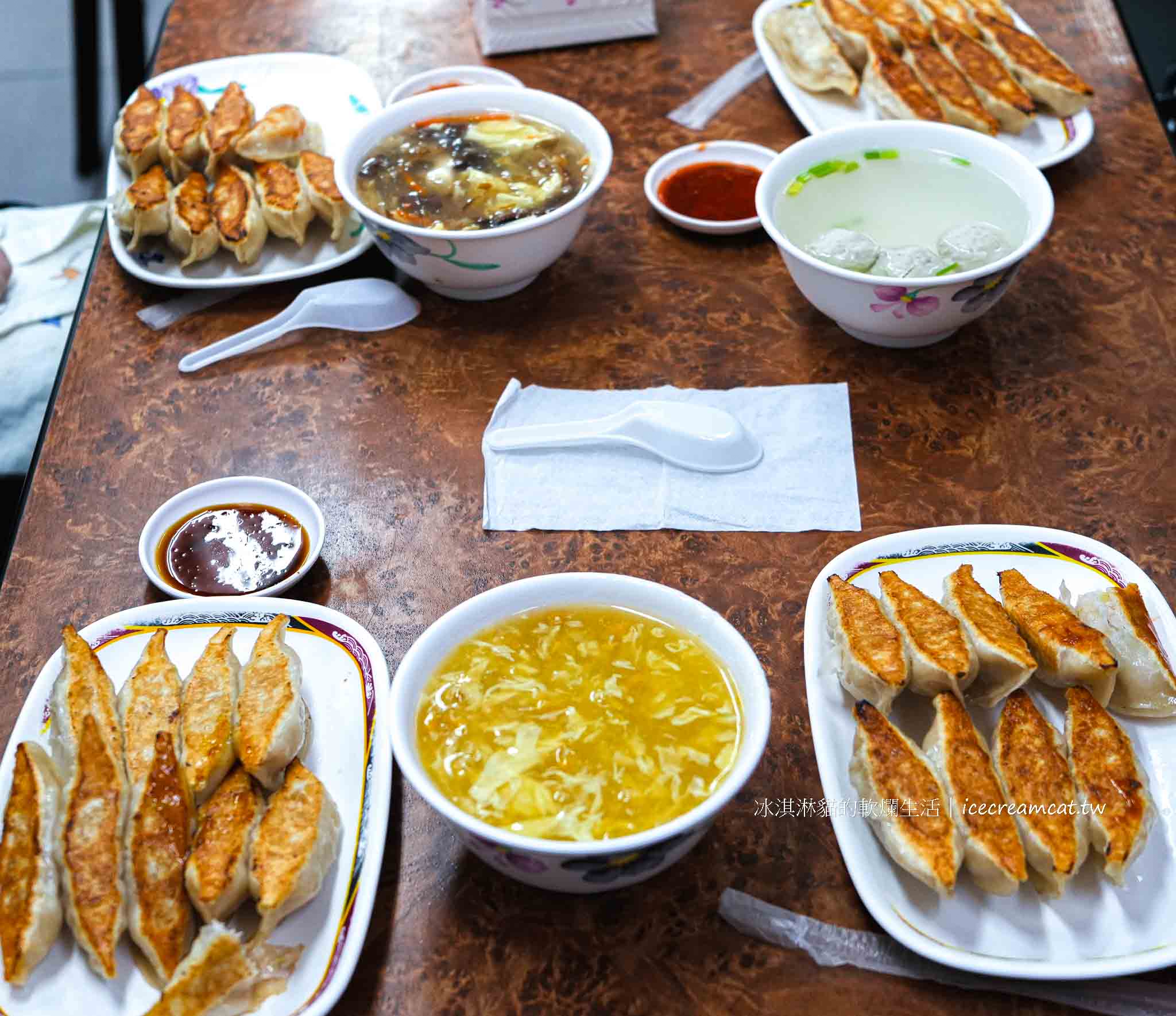 【台北南港美食】珍好鍋貼|捷運後山埤人氣鍋貼推薦,不油膩的平價鍋貼店 @冰淇淋貓的軟爛生活 【台北南港美食】珍好鍋貼|捷運後山埤人氣鍋貼推薦,不油膩的平價鍋貼店 @冰淇淋貓的軟爛生活