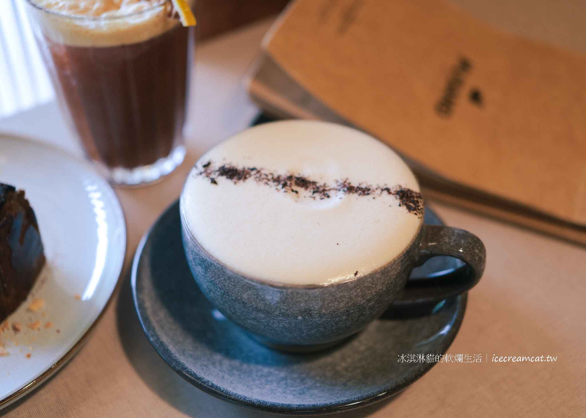 天母【MUSAND COFFEE GRANARY 漠杉咖啡】捷運芝山站不限時咖啡廳｜適合讀書與工作、寵物友善、有 Wi-Fi、有插座 @冰淇淋貓的軟爛生活