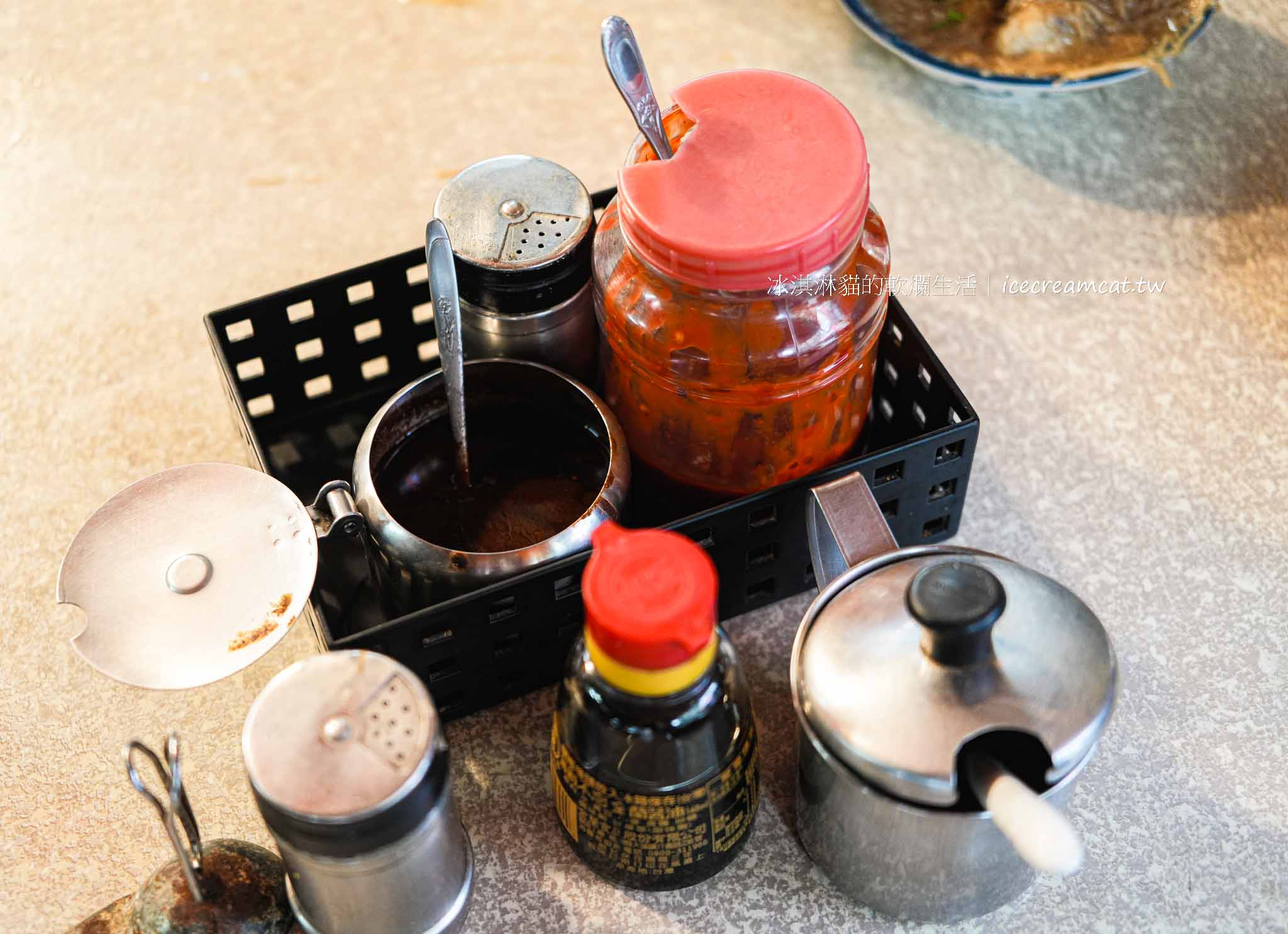 【基隆三沙灣麵線羹】中船路美食魚漿包大腸羹必吃，吃完可到正濱漁港看海 @冰淇淋貓的軟爛生活