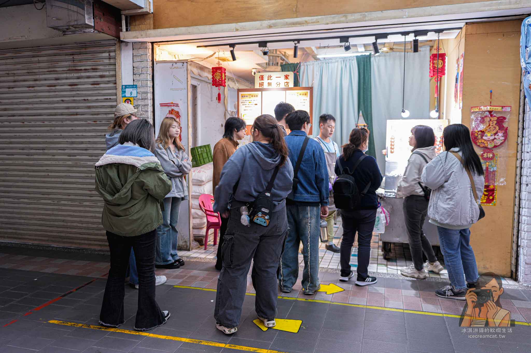 【板橋糖葫蘆】鳥來伯專業糖葫蘆，食尚玩家推薦捷運府中站排隊甜點 @冰淇淋貓的軟爛生活