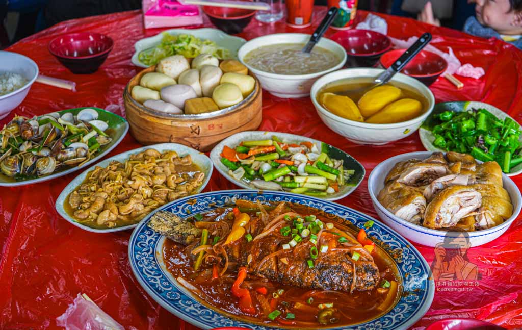 【陽明山餐廳】青菜園必吃菜單土雞、小饅頭、地瓜湯，竹子湖美食必吃土雞店 @冰淇淋貓的軟爛生活