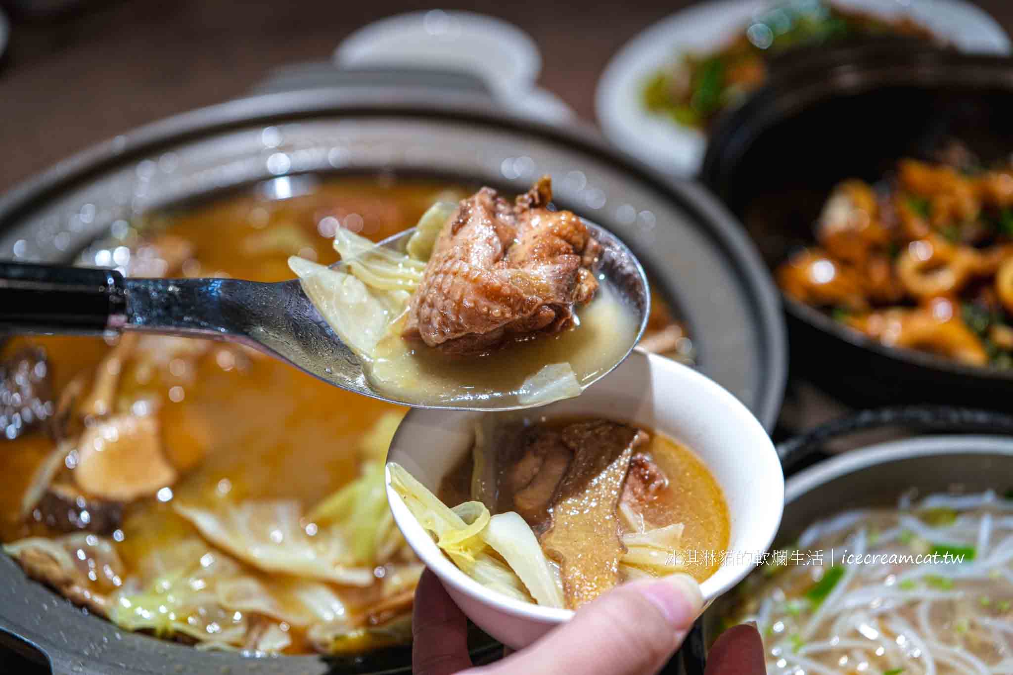 鵝肉川光復店【台北美食】大巨蛋附近台菜，必點老街鵝肉＋芋頭米粉免費續 @冰淇淋貓的軟爛生活