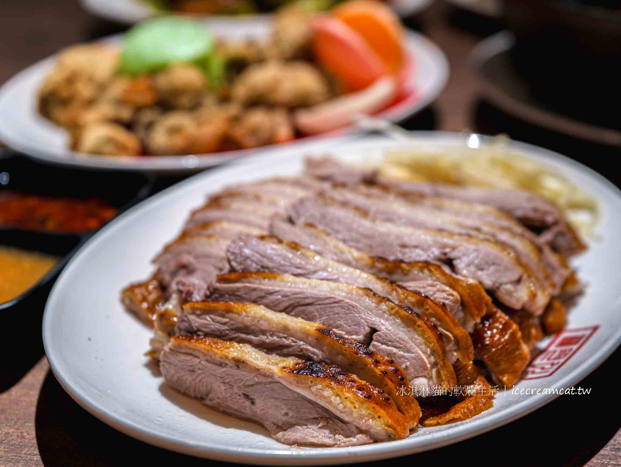 鵝肉川光復店【台北美食】大巨蛋附近台菜，必點老街鵝肉＋芋頭米粉免費續 @冰淇淋貓的軟爛生活