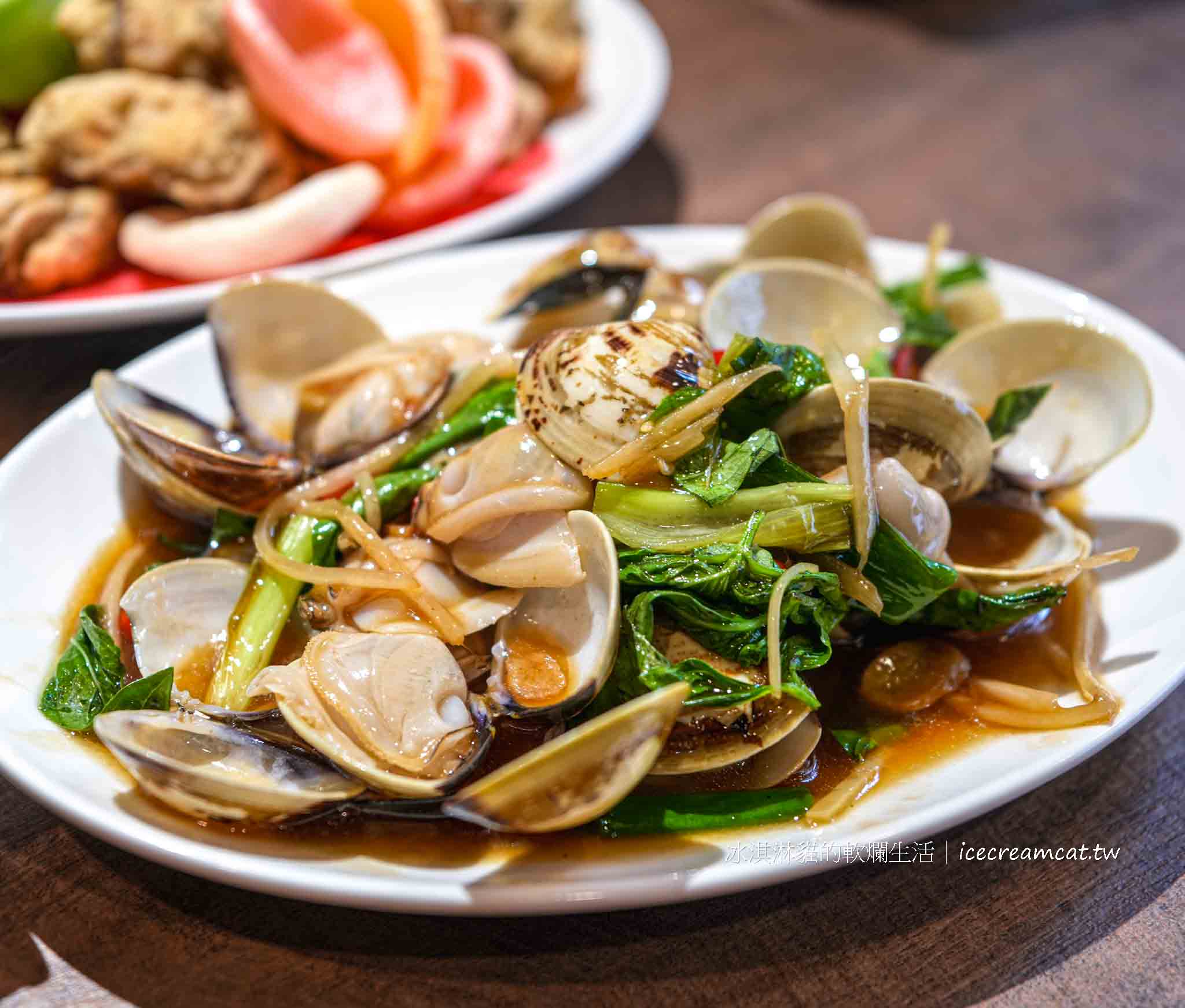 鵝肉川光復店【台北美食】大巨蛋附近台菜，必點老街鵝肉＋芋頭米粉免費續 @冰淇淋貓的軟爛生活