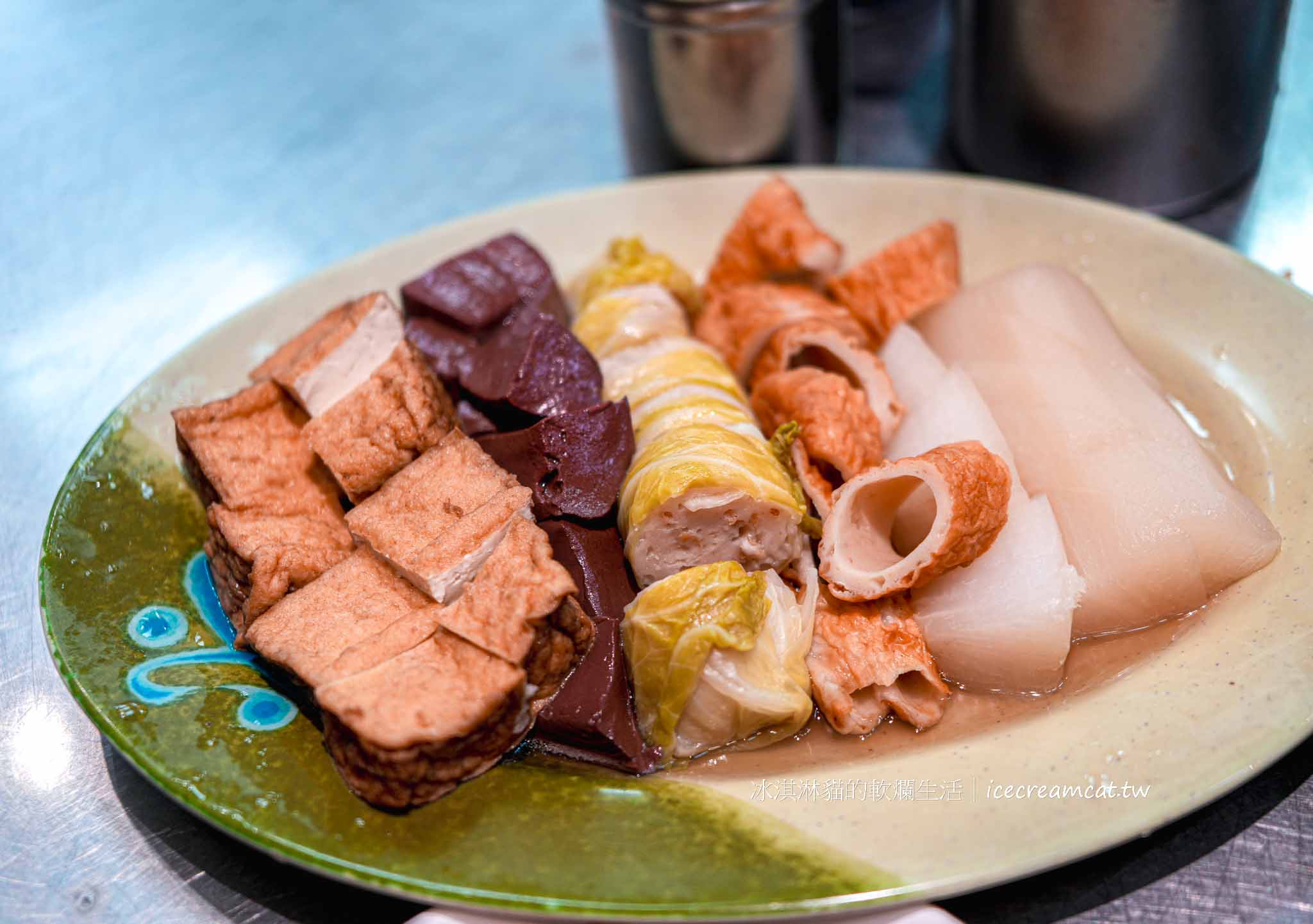 基隆【金龍肉焿】三沙灣排隊小吃,在地人從小吃到大的肉羹菜單必點豬腳 @冰淇淋貓的軟爛生活 基隆【金龍肉焿】三沙灣排隊小吃,在地人從小吃到大的肉羹菜單必點豬腳 @冰淇淋貓的軟爛生活