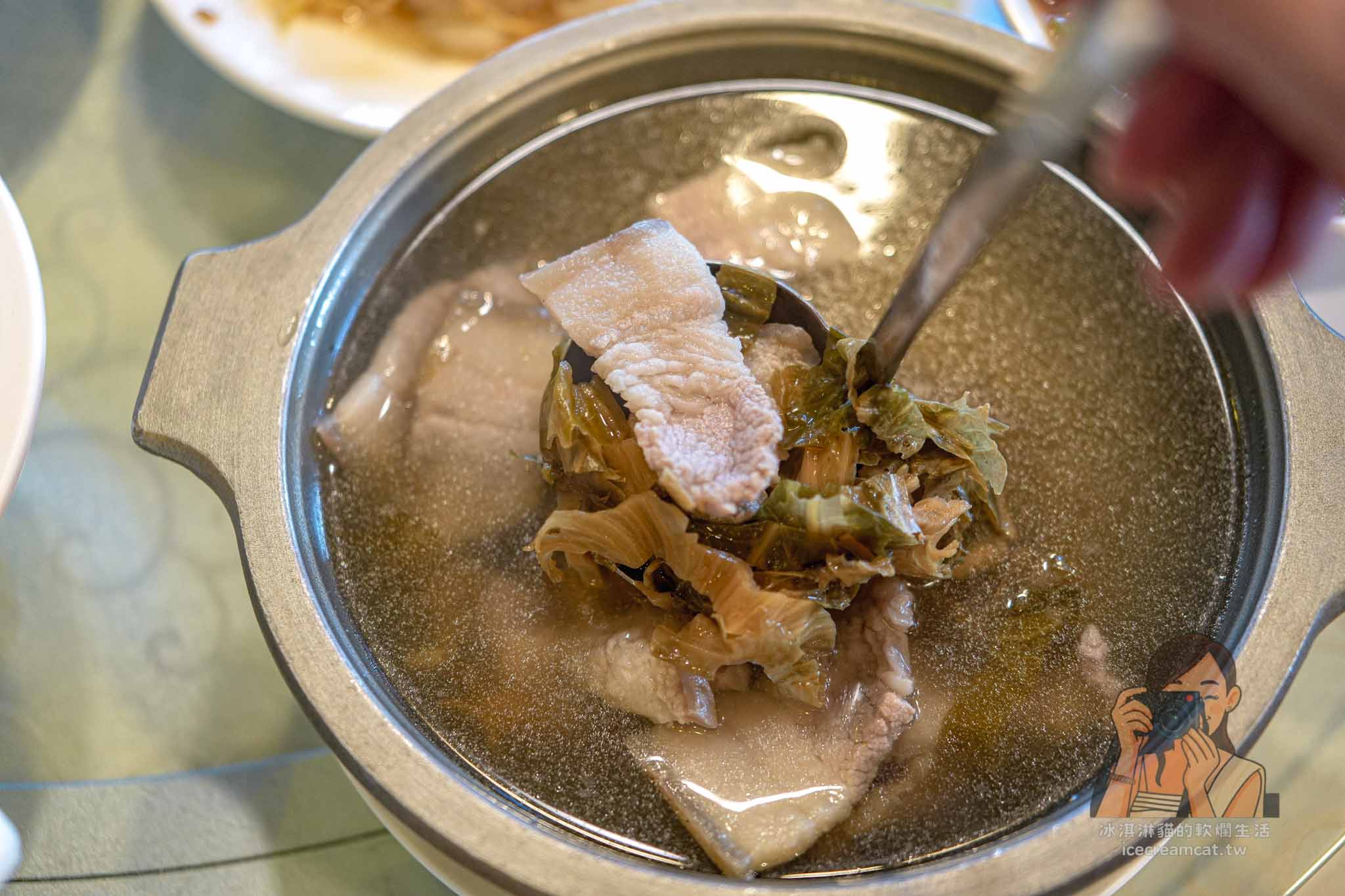 桃園【老地方客家菜】大溪客家餐廳推薦，建議提前訂位！連平日都要客滿 @冰淇淋貓的軟爛生活