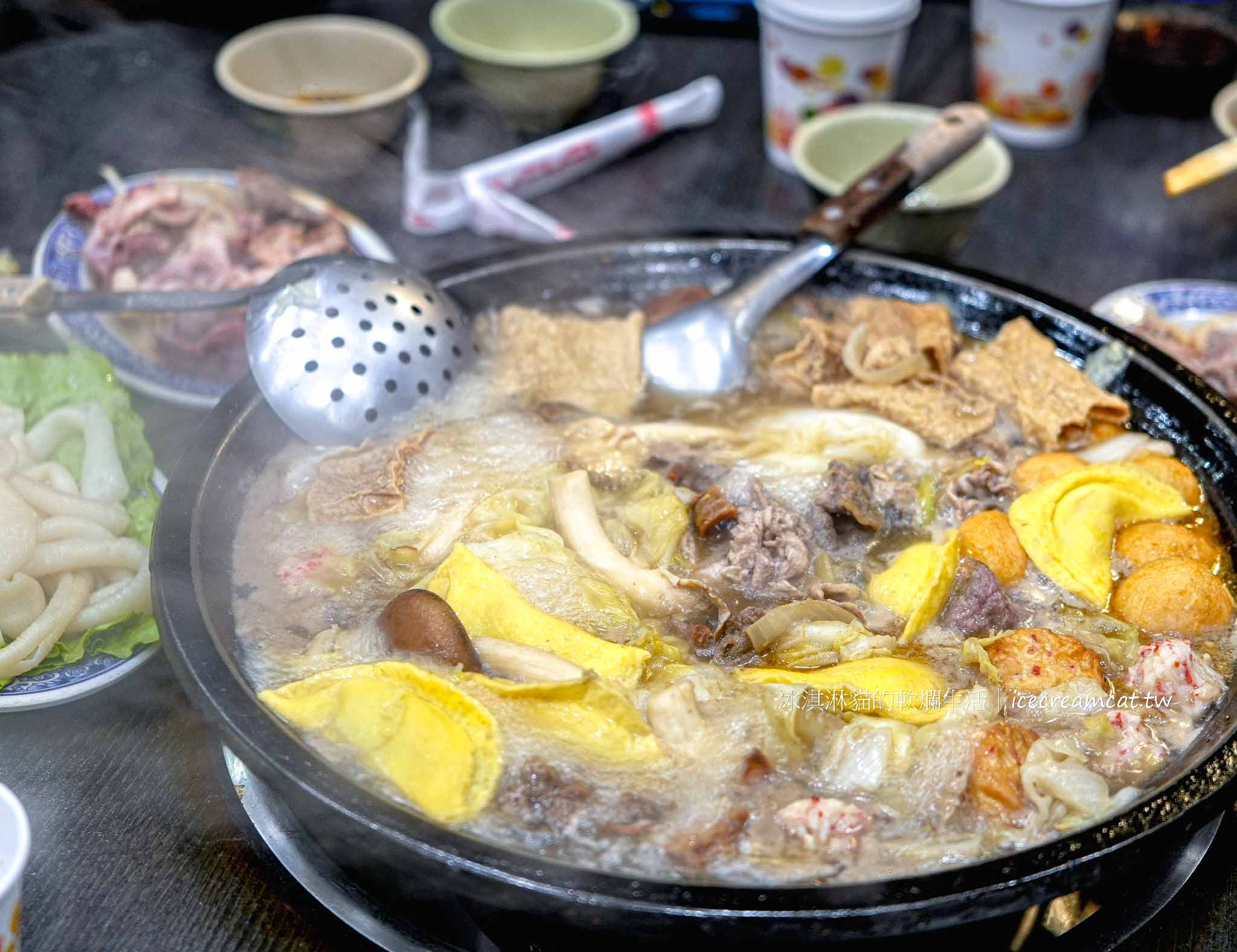 基隆【義美石頭火鍋】無法預約,譽為北台灣最強火鍋餐廳,基隆塔附近美食 @冰淇淋貓的軟爛生活 基隆【義美石頭火鍋】無法預約,譽為北台灣最強火鍋餐廳,基隆塔附近美食 @冰淇淋貓的軟爛生活