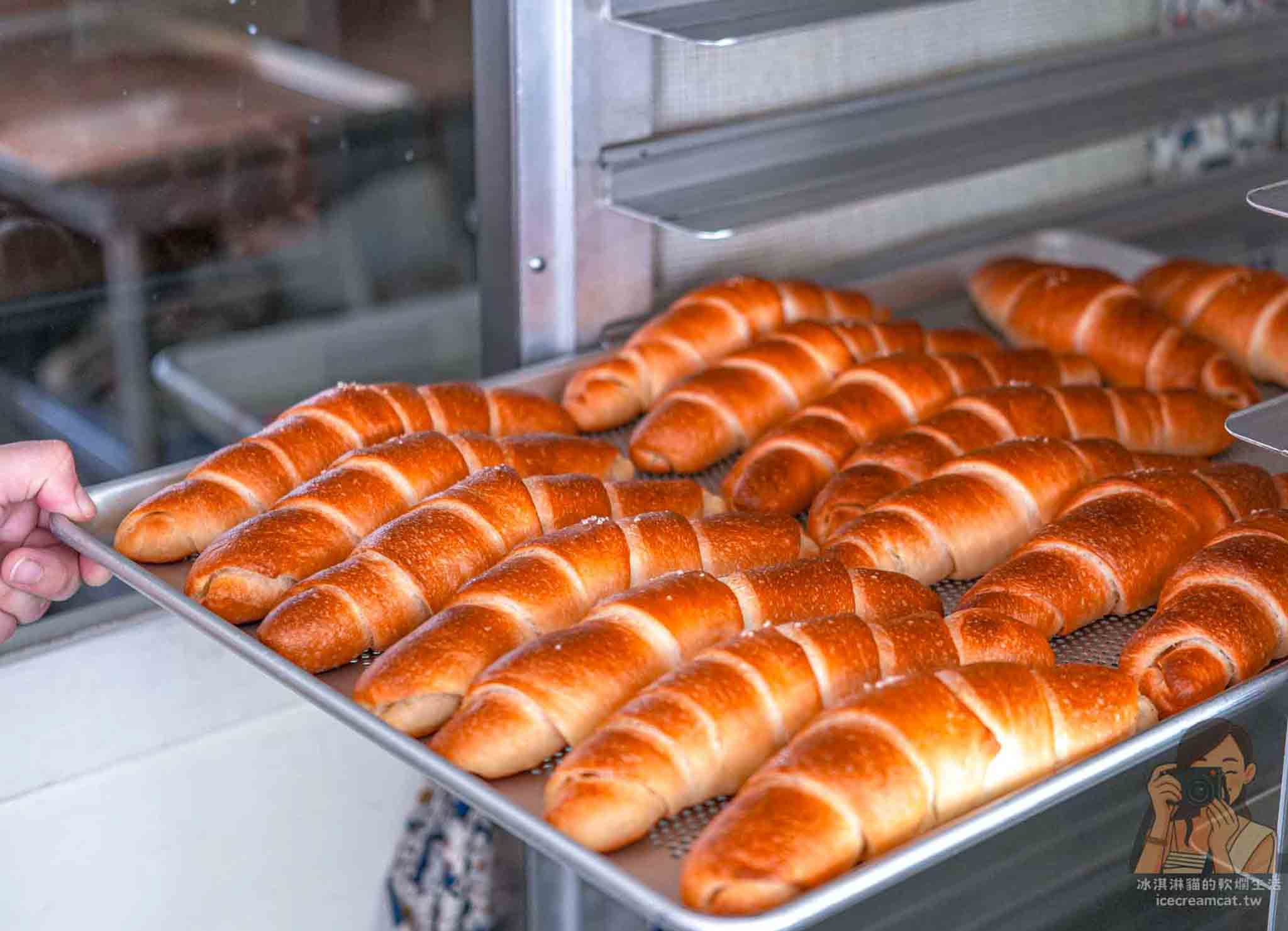台北《川雨》麵包店預訂|科技大樓站附近,鹽可頌與脆皮泡芙超人氣必買 @冰淇淋貓的軟爛生活 台北《川雨》麵包店預訂|科技大樓站附近,鹽可頌與脆皮泡芙超人氣必買 @冰淇淋貓的軟爛生活
