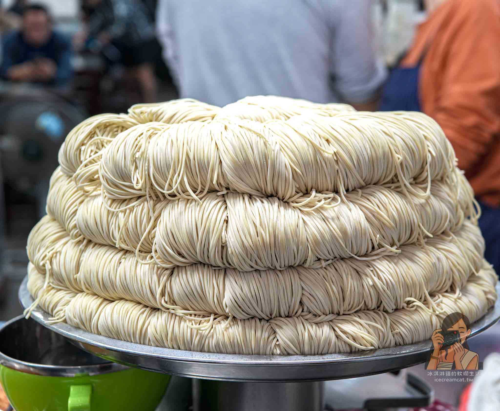 【宜蘭美食】大麵章|傳說中的賭博麵,新民路老字號宜蘭宵夜小吃推薦 @冰淇淋貓的軟爛生活 【宜蘭美食】大麵章|傳說中的賭博麵,新民路老字號宜蘭宵夜小吃推薦 @冰淇淋貓的軟爛生活