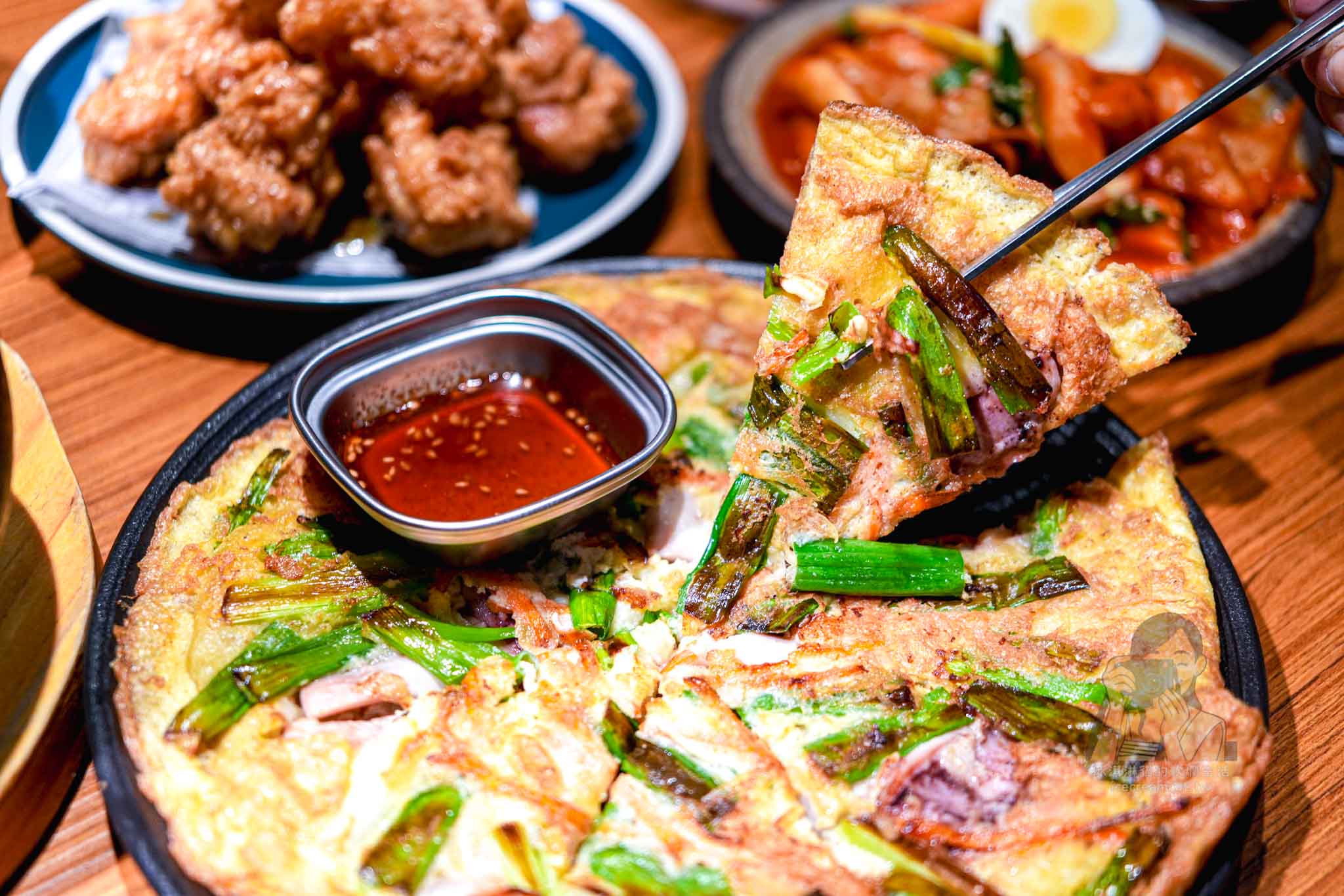 板橋韓式烤肉推薦｜ABV Bar & Kitchen 韓式餐酒館 專人代烤燒肉＋餐酒搭配 @冰淇淋貓的軟爛生活