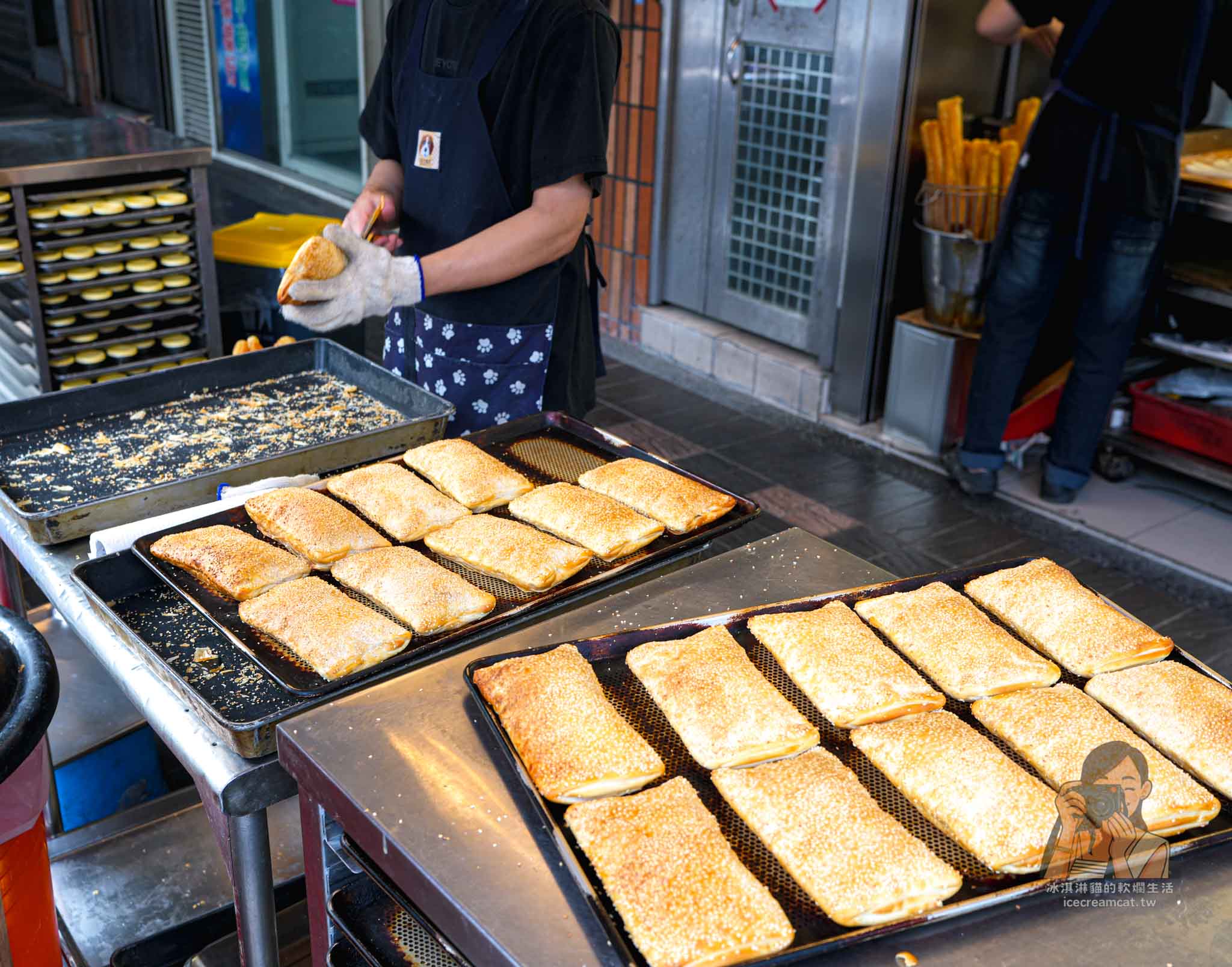 【中山區美食】曾家豆漿｜錦州街宵夜外帶名店，被豆漿耽誤的葡式蛋塔店 @冰淇淋貓的軟爛生活