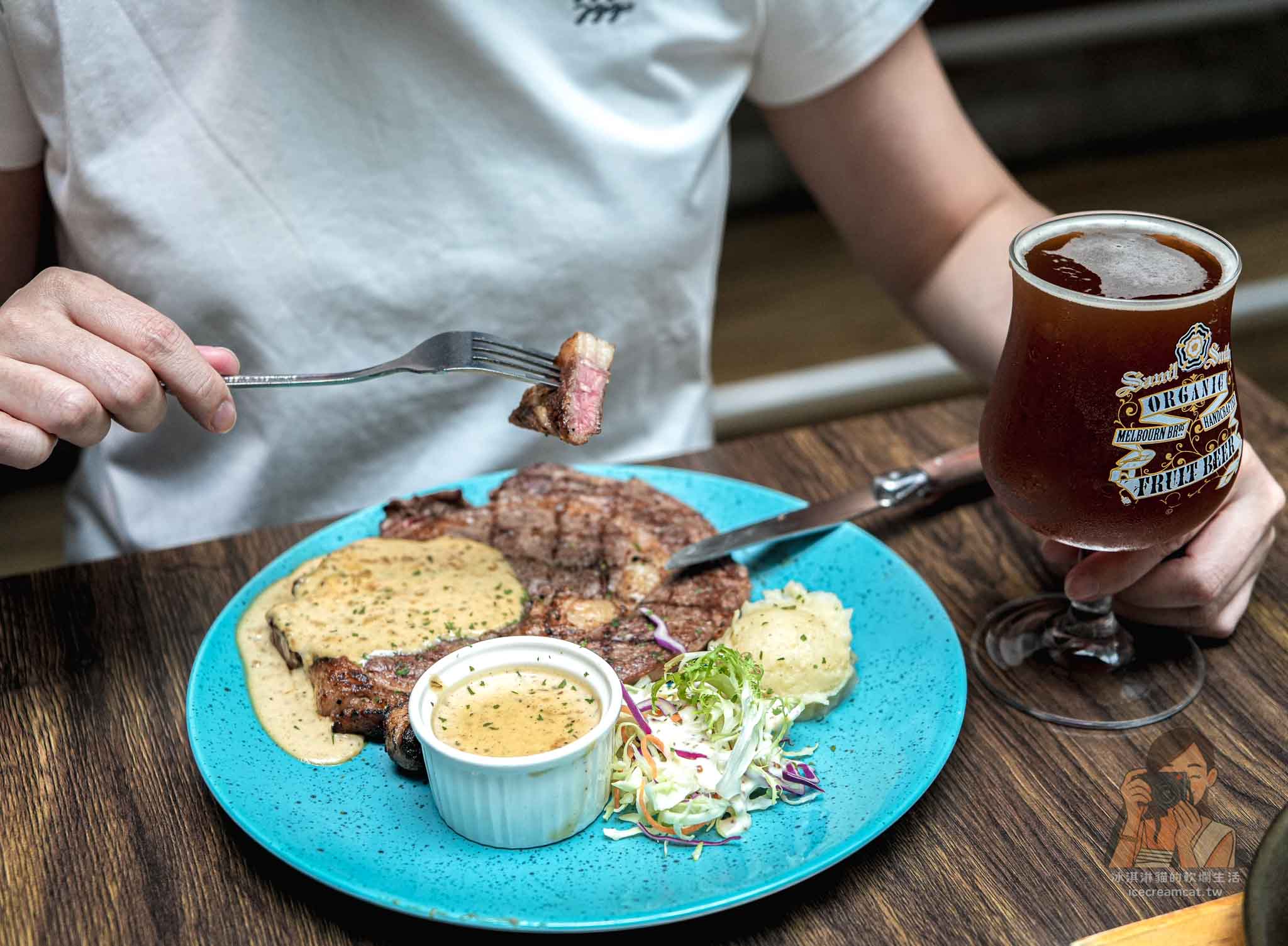 台北東區【ABV Bar & Kitchen】美式餐酒館,忠孝敦化站宵夜、精釀啤酒推薦 @冰淇淋貓的軟爛生活 台北東區【ABV Bar & Kitchen】美式餐酒館,忠孝敦化站宵夜、精釀啤酒推薦 @冰淇淋貓的軟爛生活