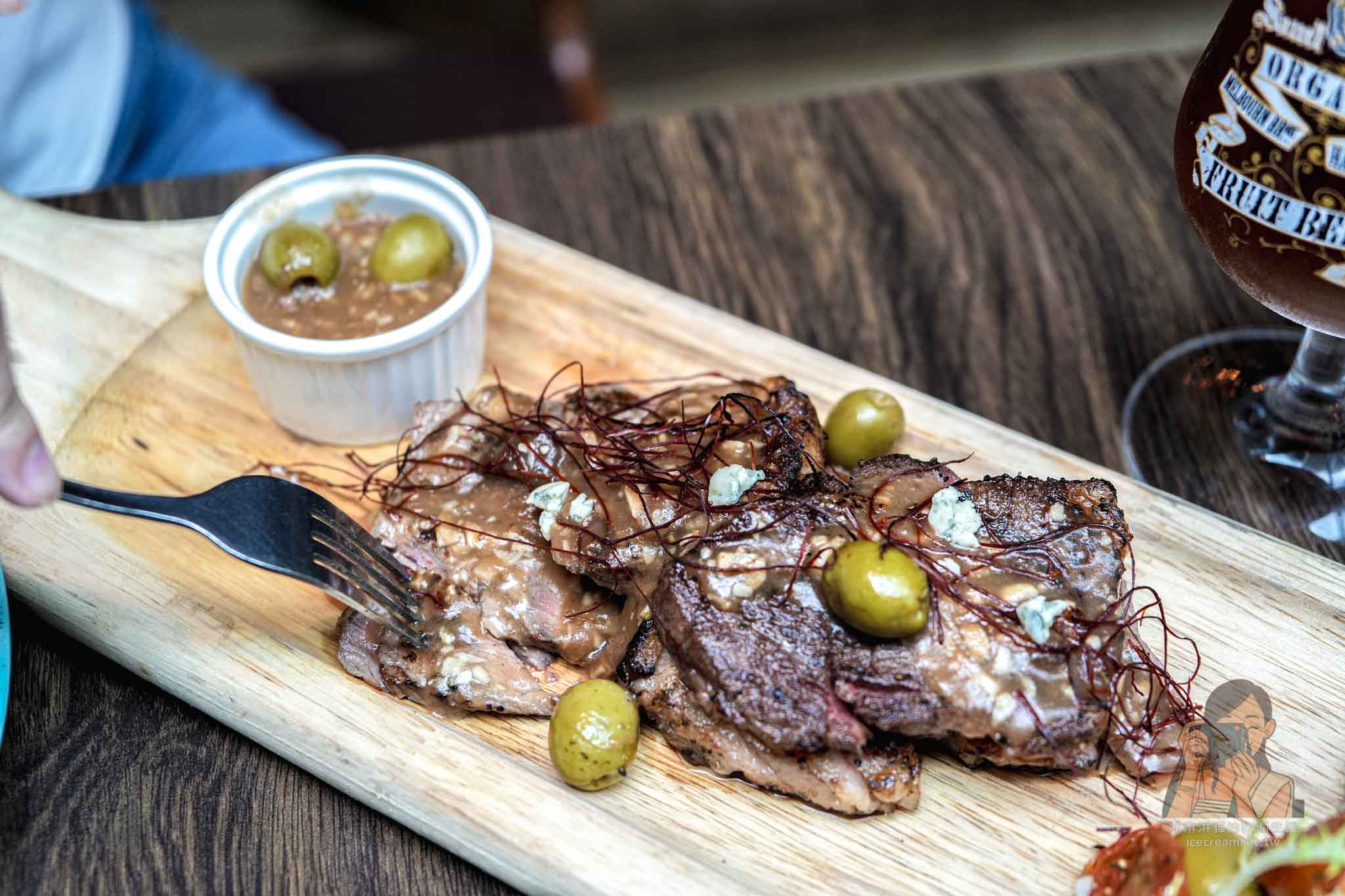 台北東區【ABV Bar &#038; Kitchen】美式餐酒館，忠孝敦化站宵夜、精釀啤酒推薦 @冰淇淋貓的軟爛生活