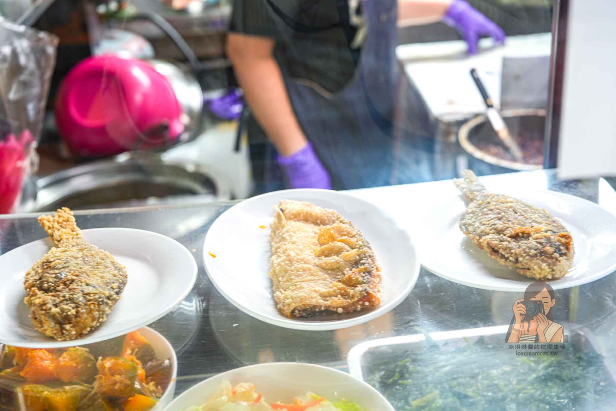 【東門市場必吃】東門城滷肉飯 三代傳承老滷、信義路二段排隊滷肉飯 @冰淇淋貓的軟爛生活