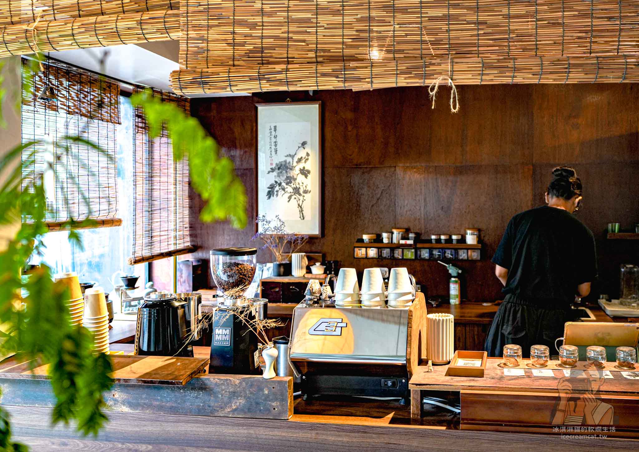 松山【汩咖啡 GU Coffee】國父紀念館、小巨蛋附近日式咖啡店，自家烘培咖啡 @冰淇淋貓的軟爛生活