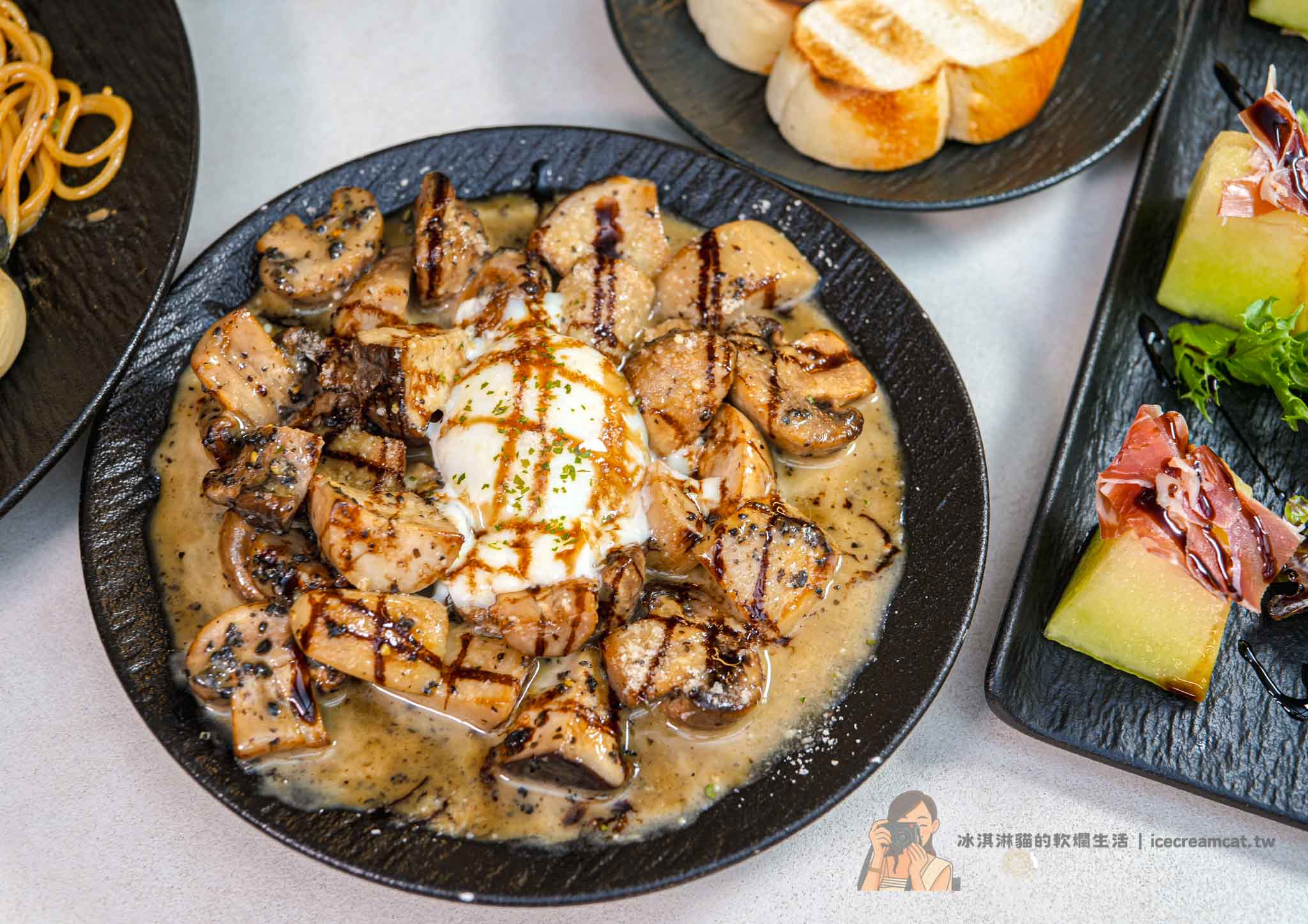 忠孝復興站 | She’ll Oyster bar |敘|台北東區生蠔吧宵夜約會續攤好去處!必點日本生蠔塔與法國空運吉拉朵生蠔 @冰淇淋貓的軟爛生活 忠孝復興站 | She’ll Oyster bar |敘|台北東區生蠔吧宵夜約會續攤好去處!必點日本生蠔塔與法國空運吉拉朵生蠔 @冰淇淋貓的軟爛生活