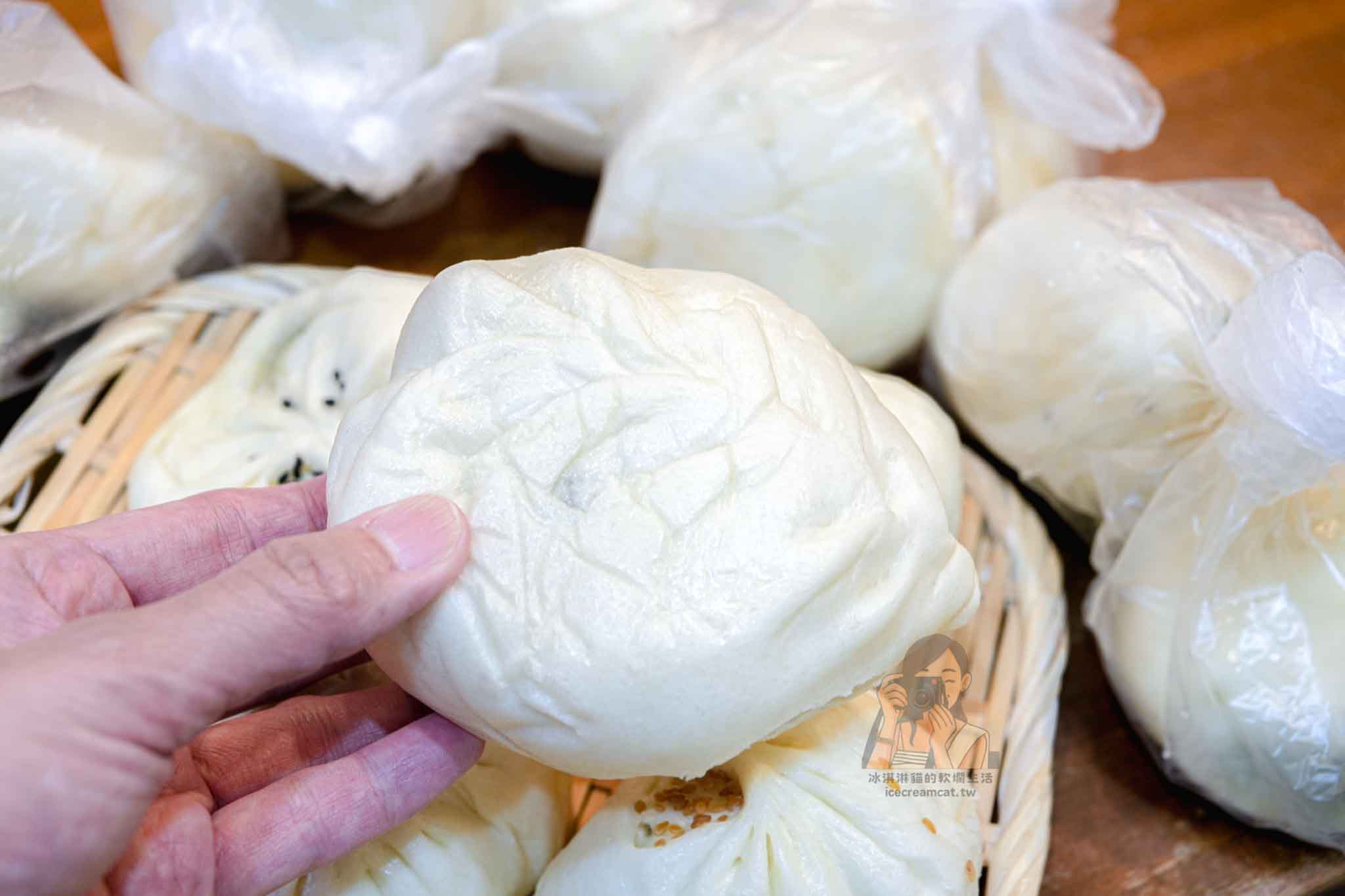 金山老街美食【金山王肉包】中山路排隊名店，菜單價格交通，新北必吃包子 @冰淇淋貓的軟爛生活