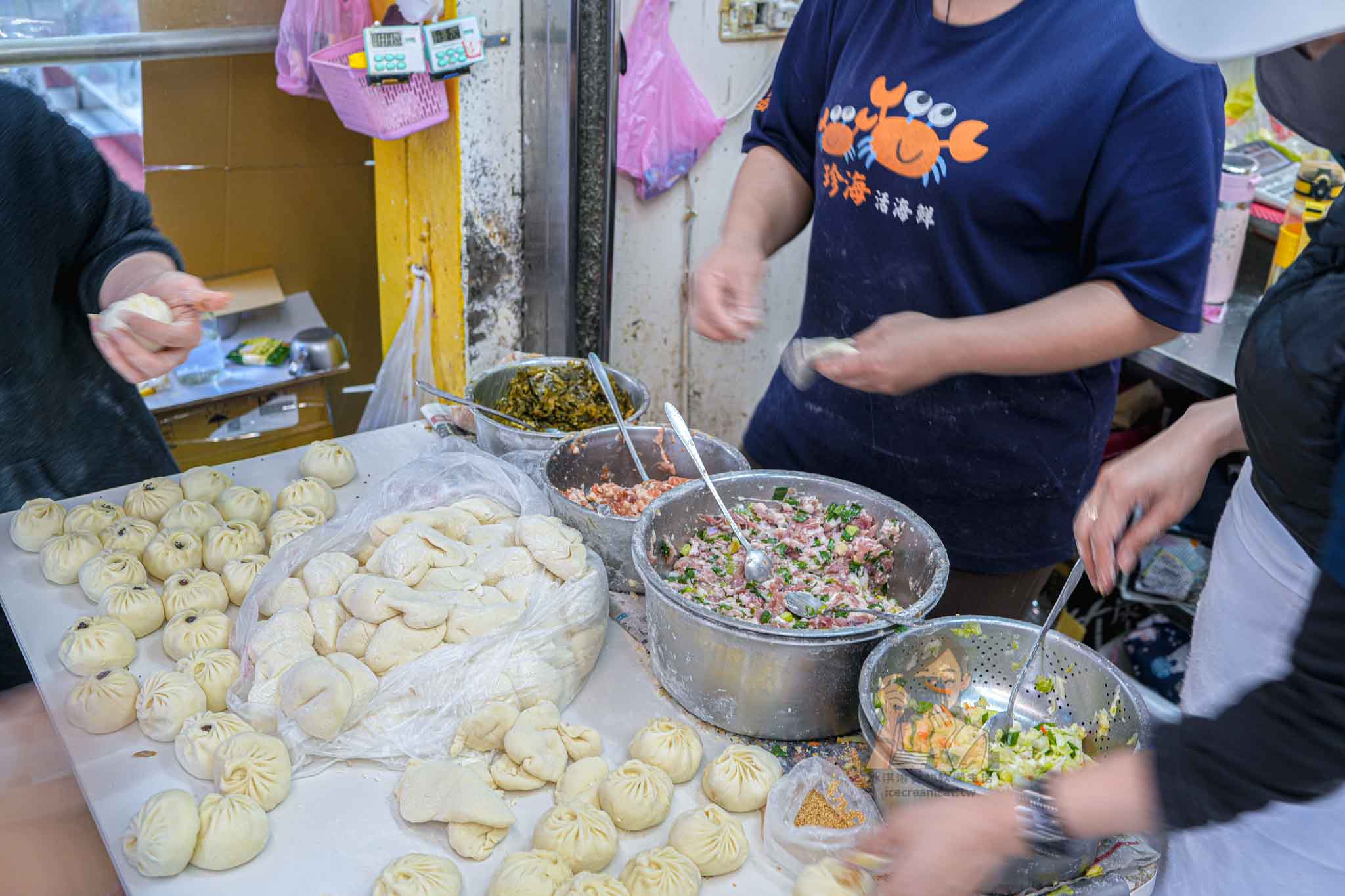 金山老街美食【金山王肉包】中山路排隊名店，菜單價格交通，新北必吃包子 @冰淇淋貓的軟爛生活