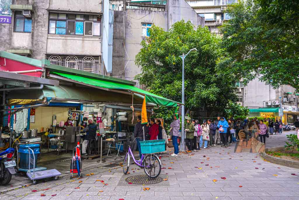 【安東街彰化肉圓】台北大安排隊肉圓，生肉圓買十送一、忠孝復興站美食推薦 @冰淇淋貓的軟爛生活