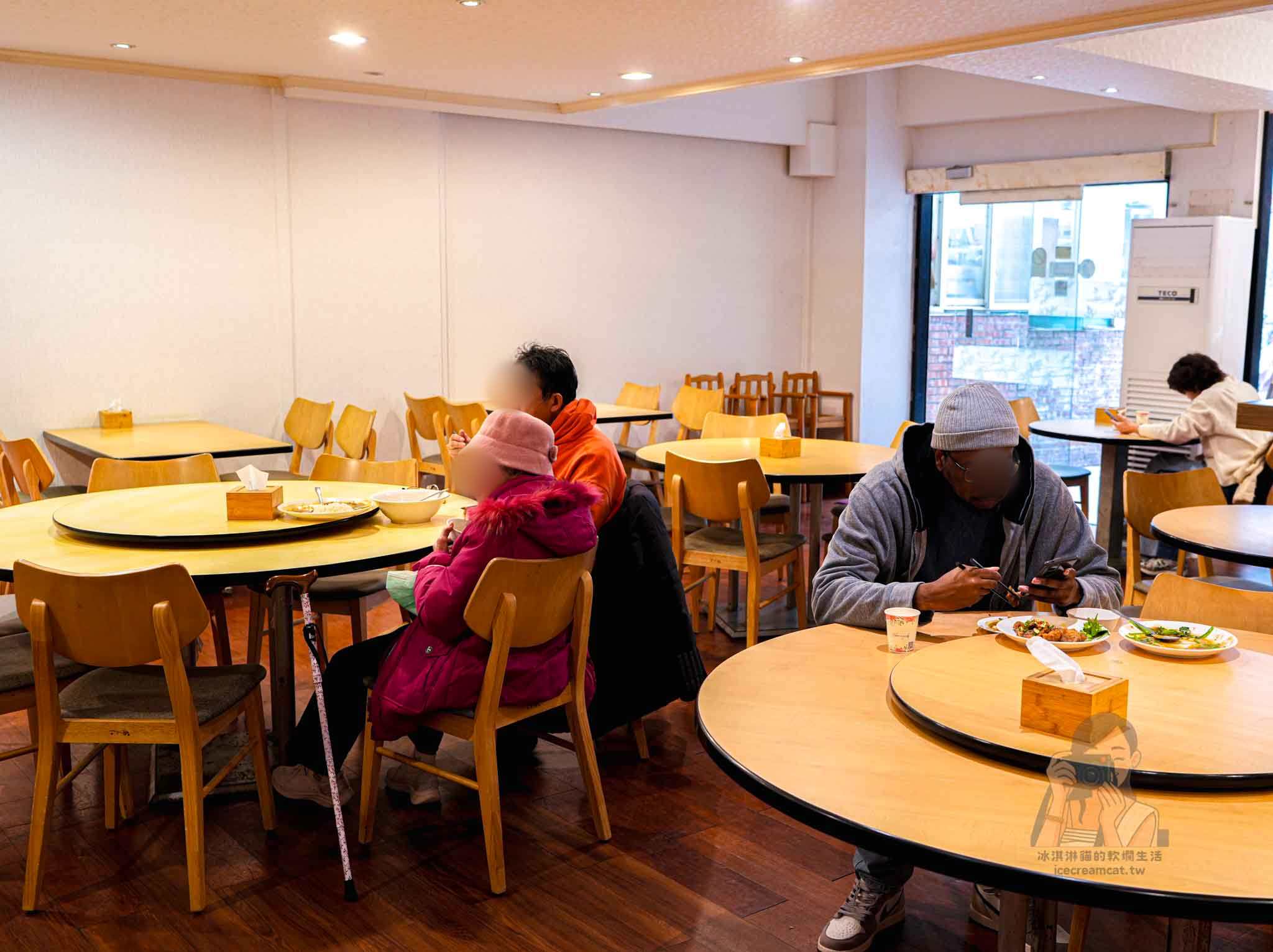 天母美食｜阿甘小館中山北路七段 30年老店，菜單必吃鹽焗雞與熱炒 @冰淇淋貓的軟爛生活