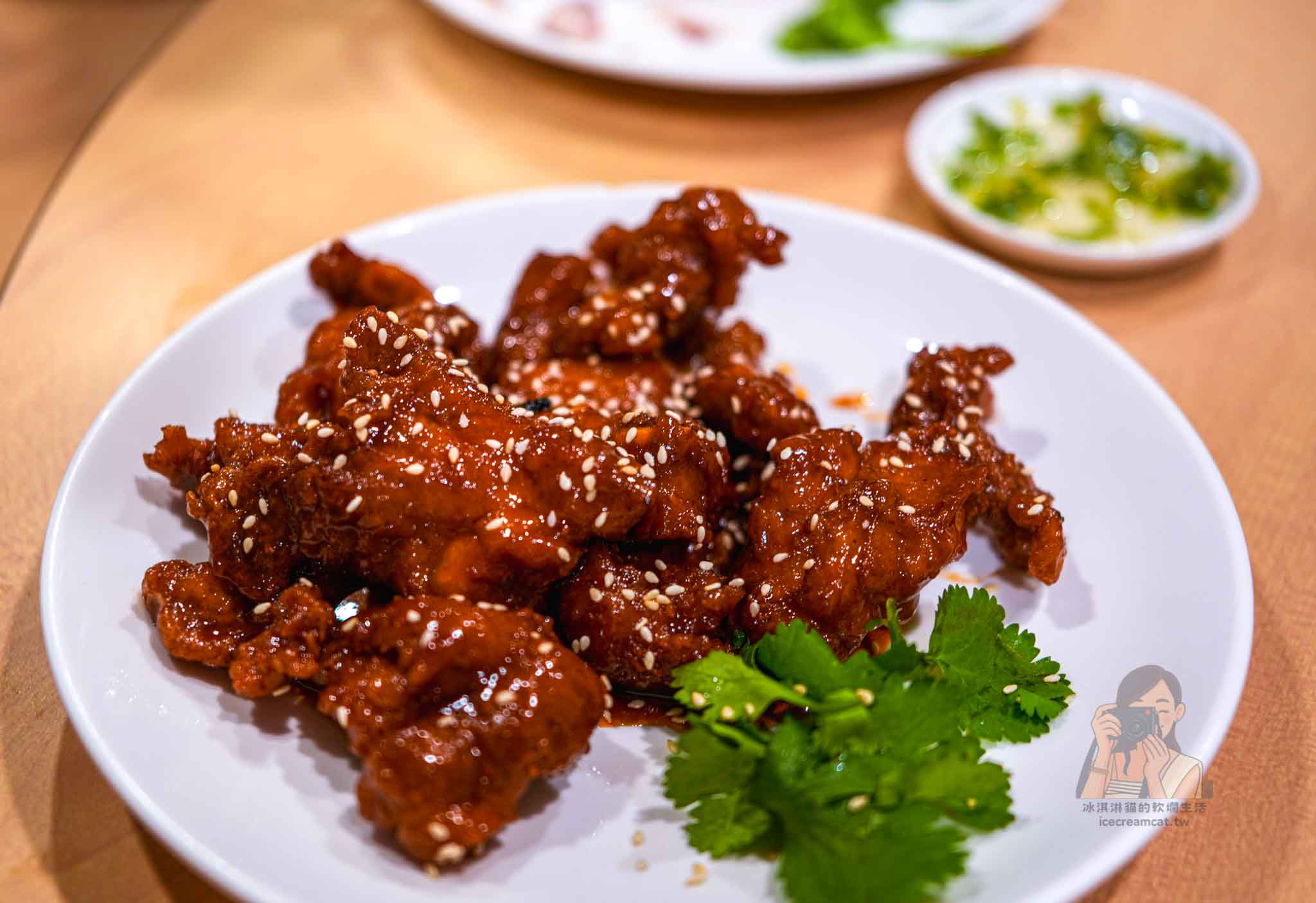 天母美食｜阿甘小館中山北路七段 30年老店，菜單必吃鹽焗雞與熱炒 @冰淇淋貓的軟爛生活