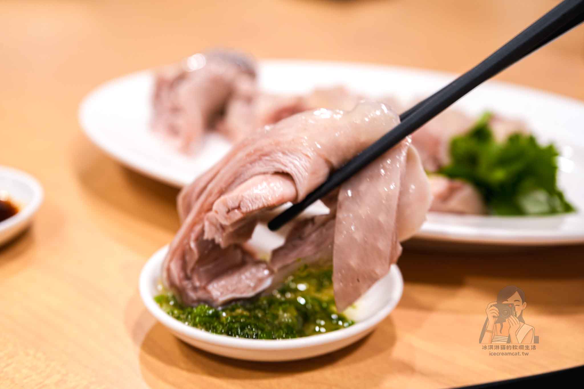 天母美食｜阿甘小館中山北路七段 30年老店，菜單必吃鹽焗雞與熱炒 @冰淇淋貓的軟爛生活