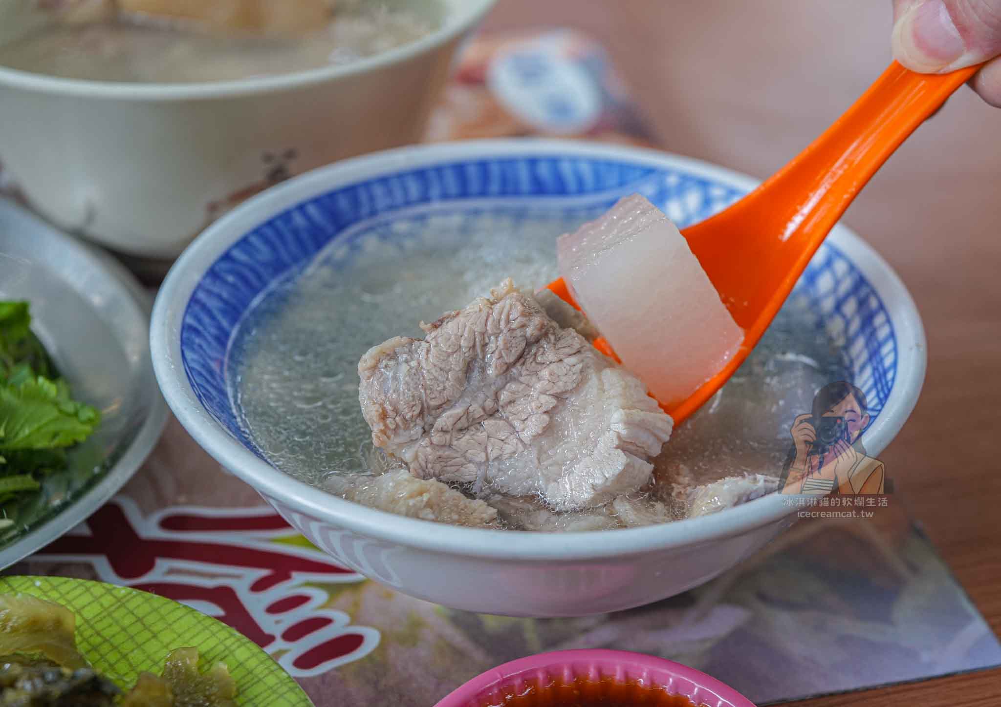 慈聖宮美食｜江家原汁排骨湯，大稻埕大橋頭站老台北人早午餐必吃 @冰淇淋貓的軟爛生活