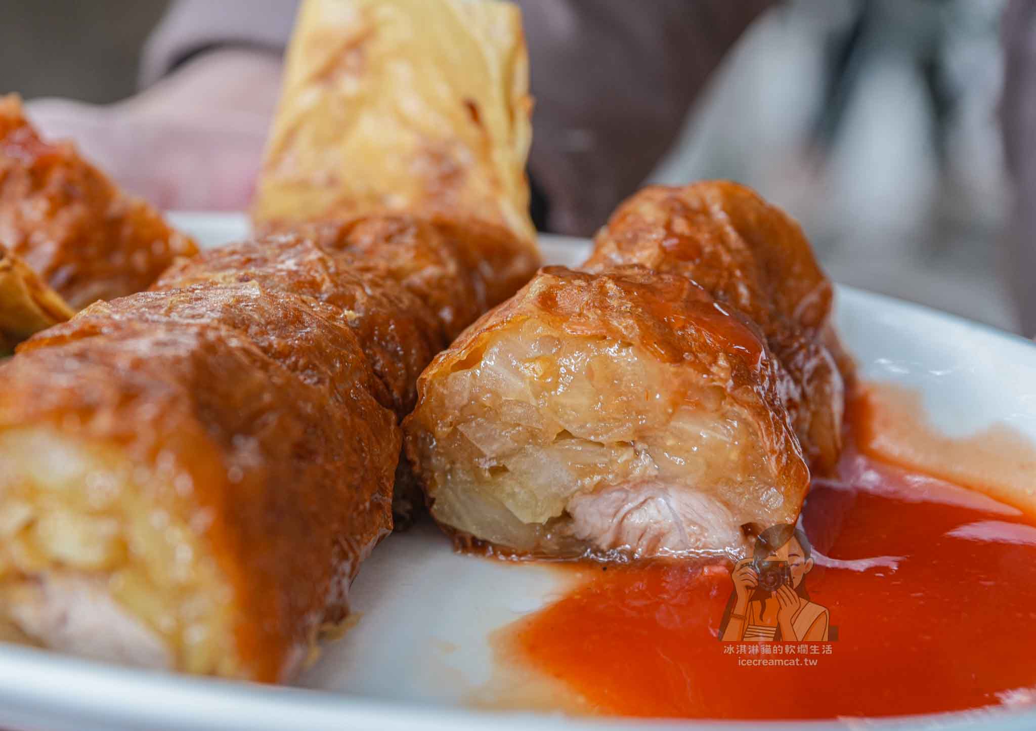 慈聖宮美食|賴記雞捲必吃推薦,大稻埕大橋頭站排隊古早味雞捲 @冰淇淋貓的軟爛生活 慈聖宮美食|賴記雞捲必吃推薦,大稻埕大橋頭站排隊古早味雞捲 @冰淇淋貓的軟爛生活