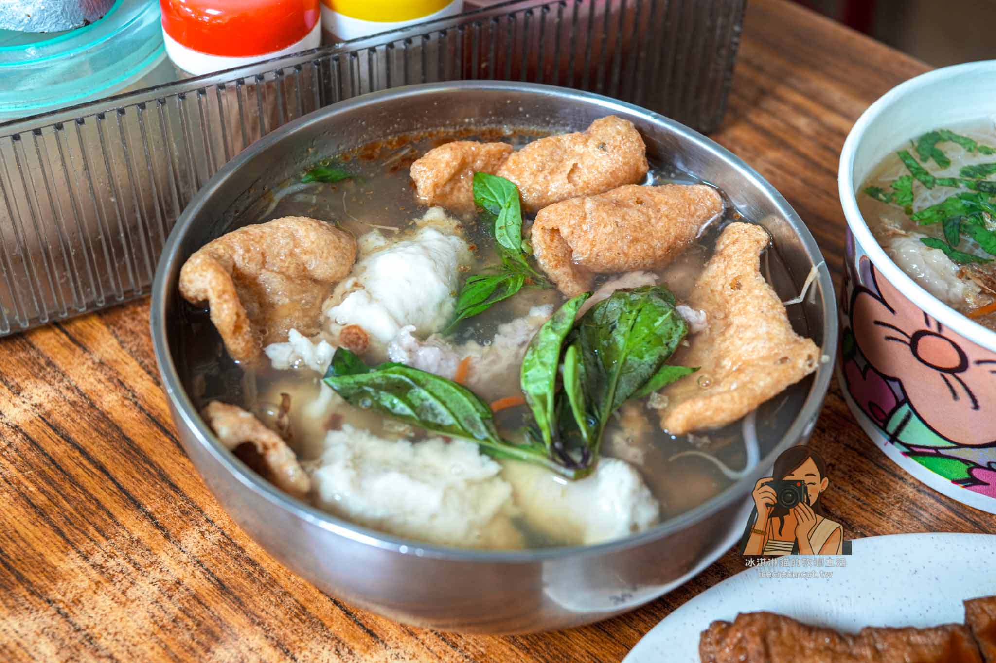 【北投美食】上全肉羹 北投市場巷弄排隊小吃，早餐就能吃到的在地肉羹 @冰淇淋貓的軟爛生活