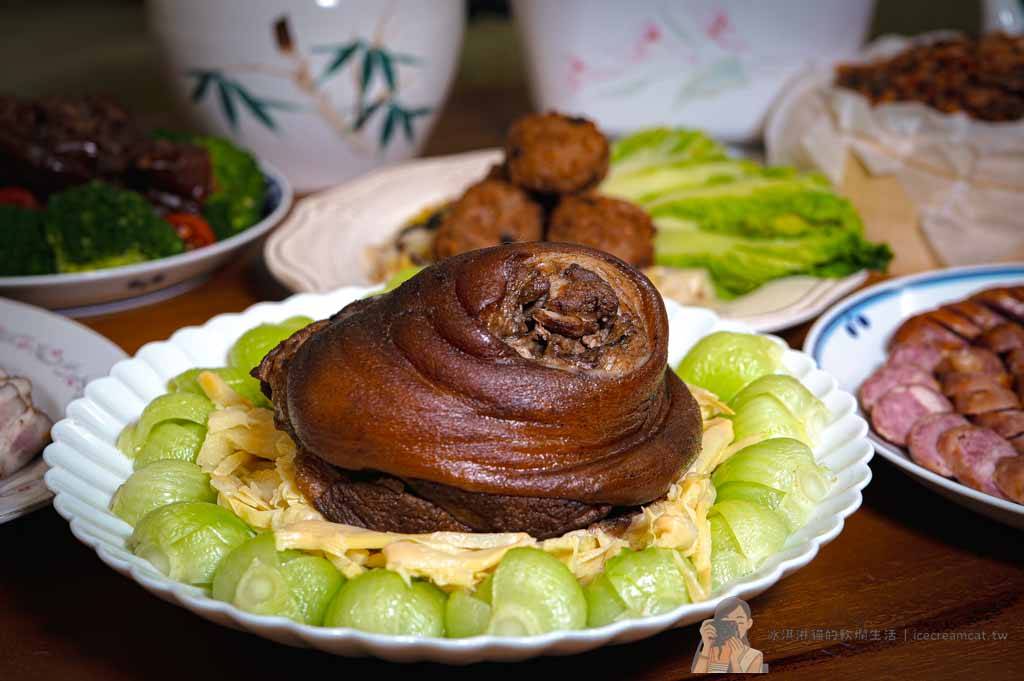 【2026宅配年菜】鬍鬚張年菜推薦，馬躍迎新富滿堂九道年菜組開箱評價菜單價格 @冰淇淋貓的軟爛生活