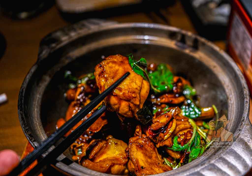 有有1969【台北遼寧街美食】米其林指南入選50年熱炒店,菜單必點百花油條 @冰淇淋貓的軟爛生活 有有1969【台北遼寧街美食】米其林指南入選50年熱炒店,菜單必點百花油條 @冰淇淋貓的軟爛生活