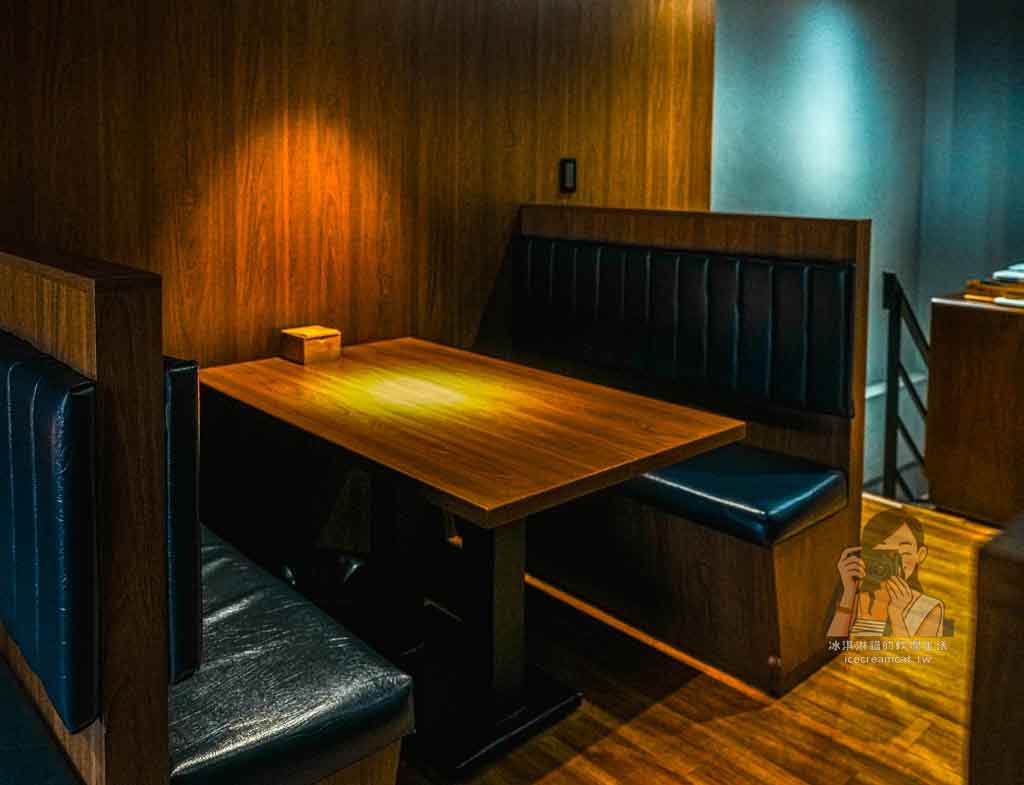 有有1969【台北遼寧街美食】米其林指南入選50年熱炒店,菜單必點百花油條 @冰淇淋貓的軟爛生活 有有1969【台北遼寧街美食】米其林指南入選50年熱炒店,菜單必點百花油條 @冰淇淋貓的軟爛生活