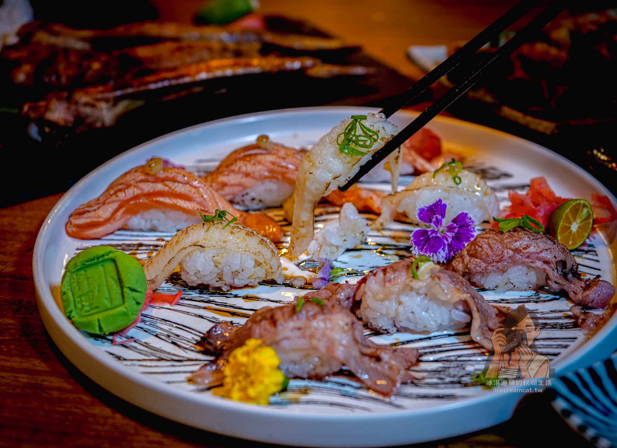 【桃園美食】小料理食事處｜桃園後站必吃日料居酒屋，高評價串燒＋生魚片，宵夜聚餐首選 @冰淇淋貓的軟爛生活