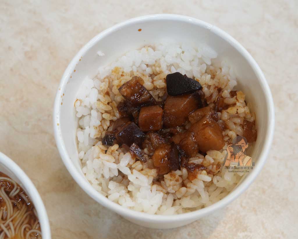 海友十全排骨【士林夜市美食】米其林必比登推薦老店,菜單必吃藥燉排骨 @冰淇淋貓的軟爛生活 海友十全排骨【士林夜市美食】米其林必比登推薦老店,菜單必吃藥燉排骨 @冰淇淋貓的軟爛生活