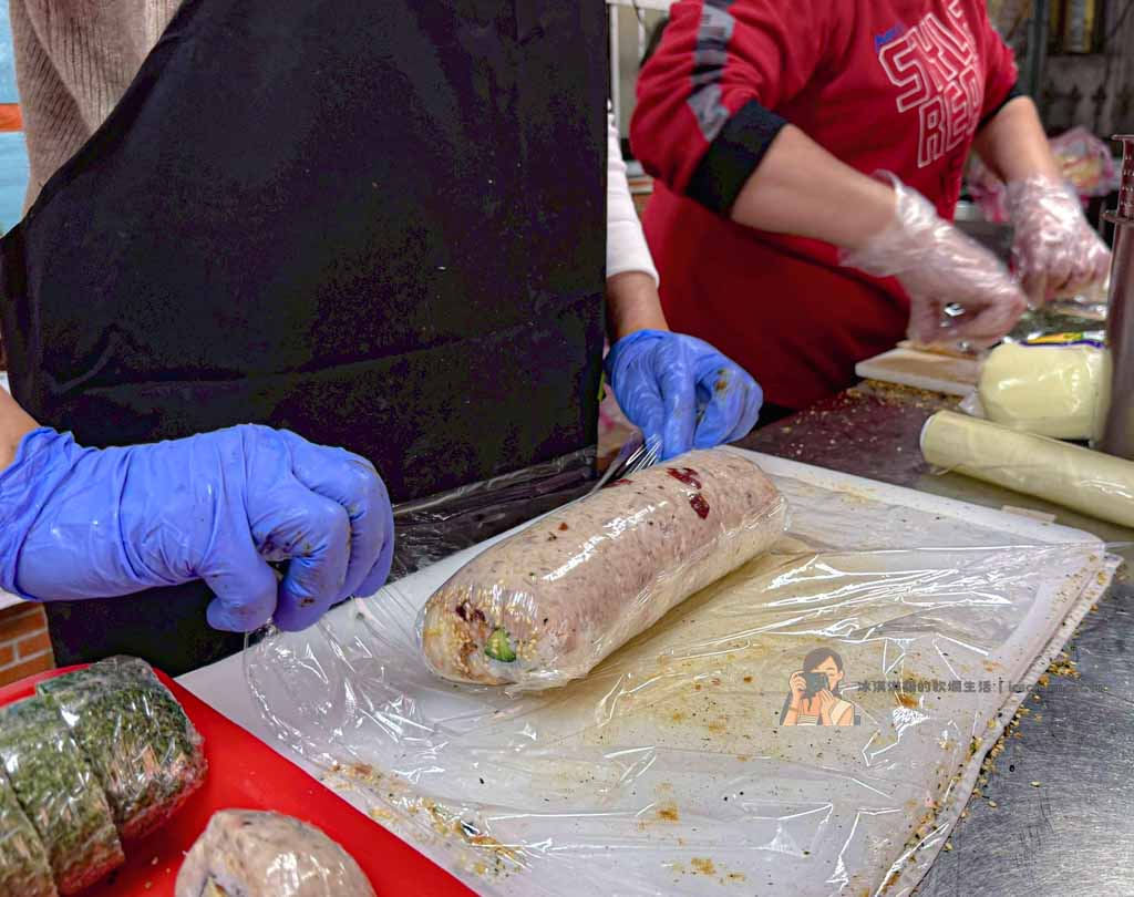 【松竹梅壽司】士林劍潭美食平價壽司，必吃芋頭壽司與花壽司排隊外帶老店 @冰淇淋貓的軟爛生活