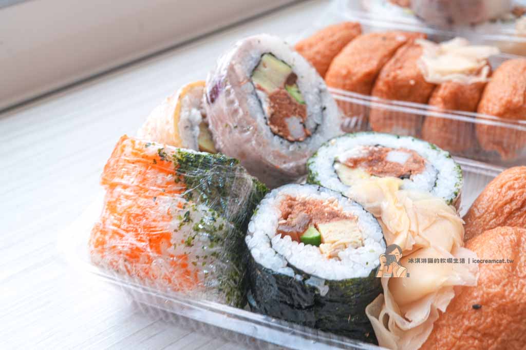 【松竹梅壽司】士林劍潭美食平價壽司，必吃芋頭壽司與花壽司排隊外帶老店 @冰淇淋貓的軟爛生活