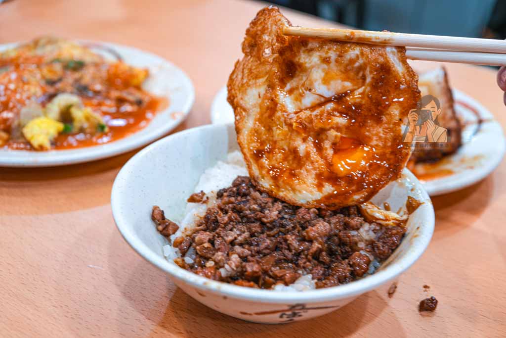 【西門町美食】天天利美食坊菜單價格排隊名店，必吃半熟蛋滷肉飯蚵仔煎 @冰淇淋貓的軟爛生活