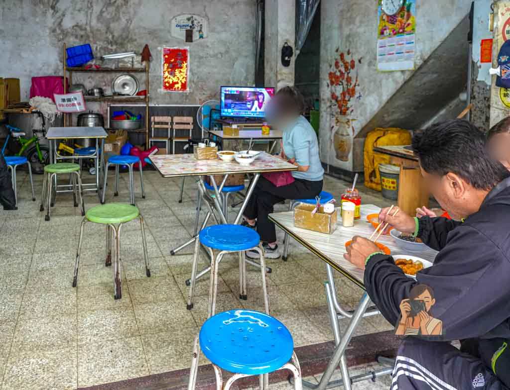 【葉記小吃】大同區必吃美食推薦油粿、四神湯，重慶北路巷弄小吃、菜單價格 @冰淇淋貓的軟爛生活