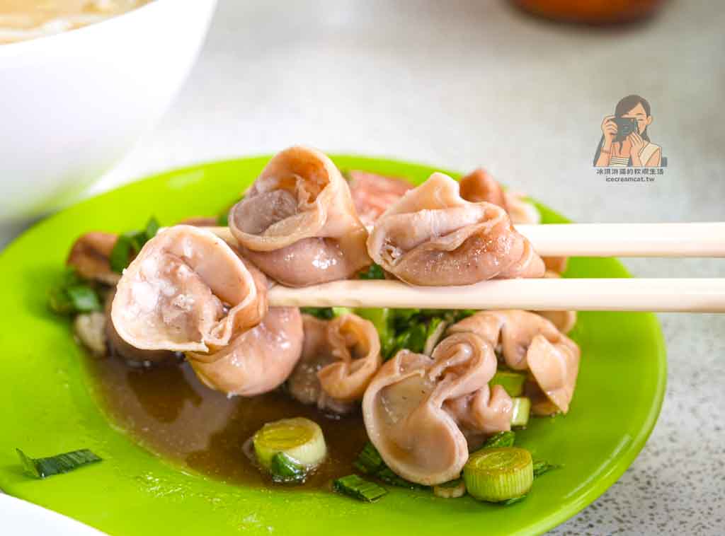 劍潭勇伯米粉湯｜台北士林米粉湯推薦，在地50年老店、黑白切必吃 @冰淇淋貓的軟爛生活