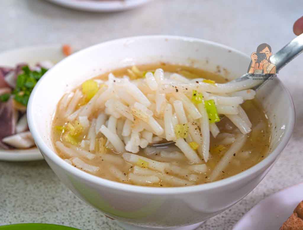 劍潭勇伯米粉湯｜台北士林米粉湯推薦，在地50年老店、黑白切必吃 @冰淇淋貓的軟爛生活